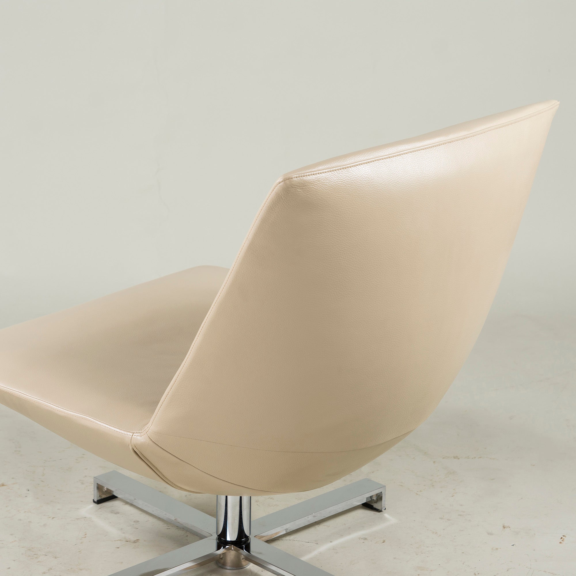 arti Alti Lounge Chair Lune (1) Leather Swivel Rotating Personal Gwenael Nicolas Modern ◆Good Condition◆