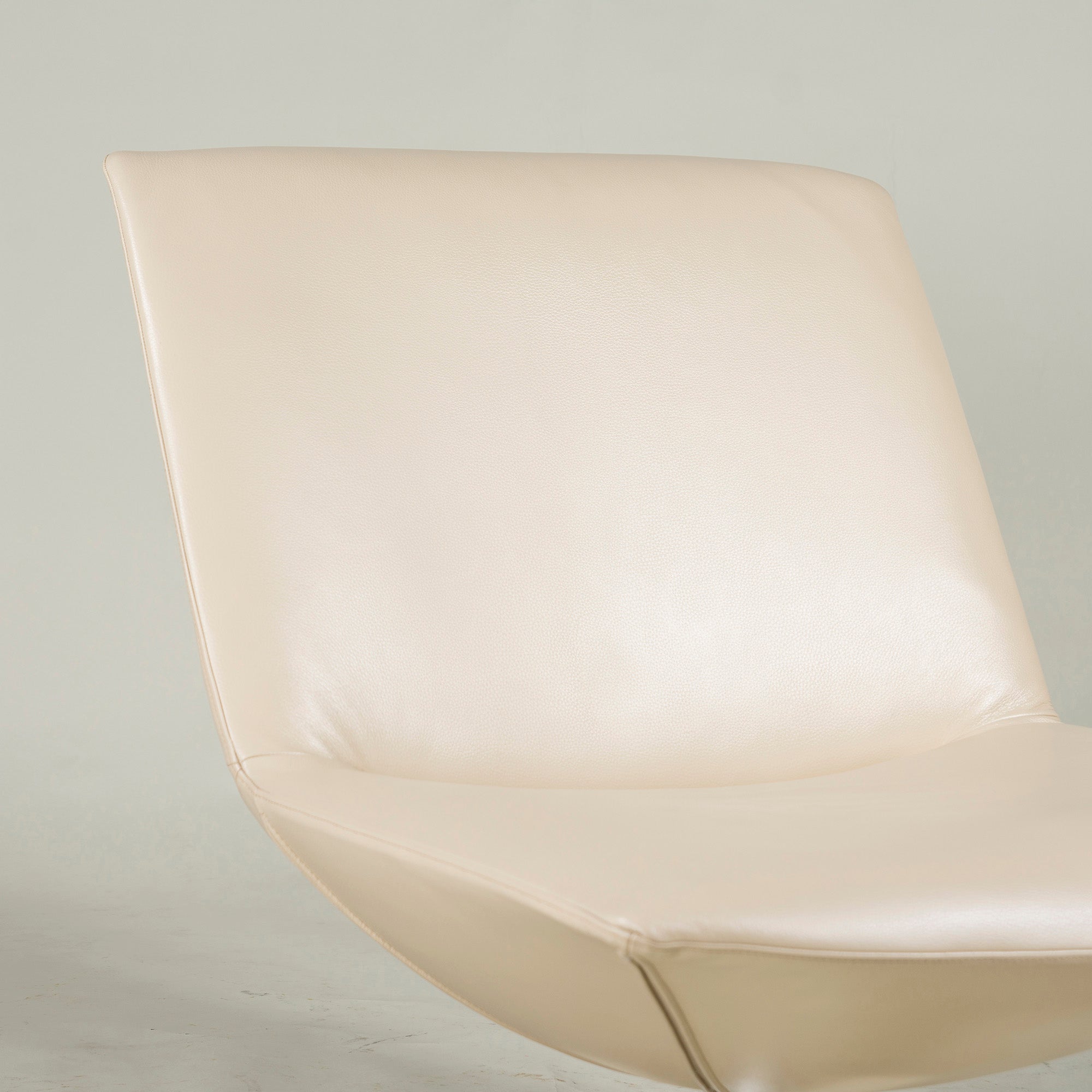 arti Alti Lounge Chair Lune (2) Leather Swivel Rotating Personal Gwenael Nicolas Modern ◆Good Condition◆