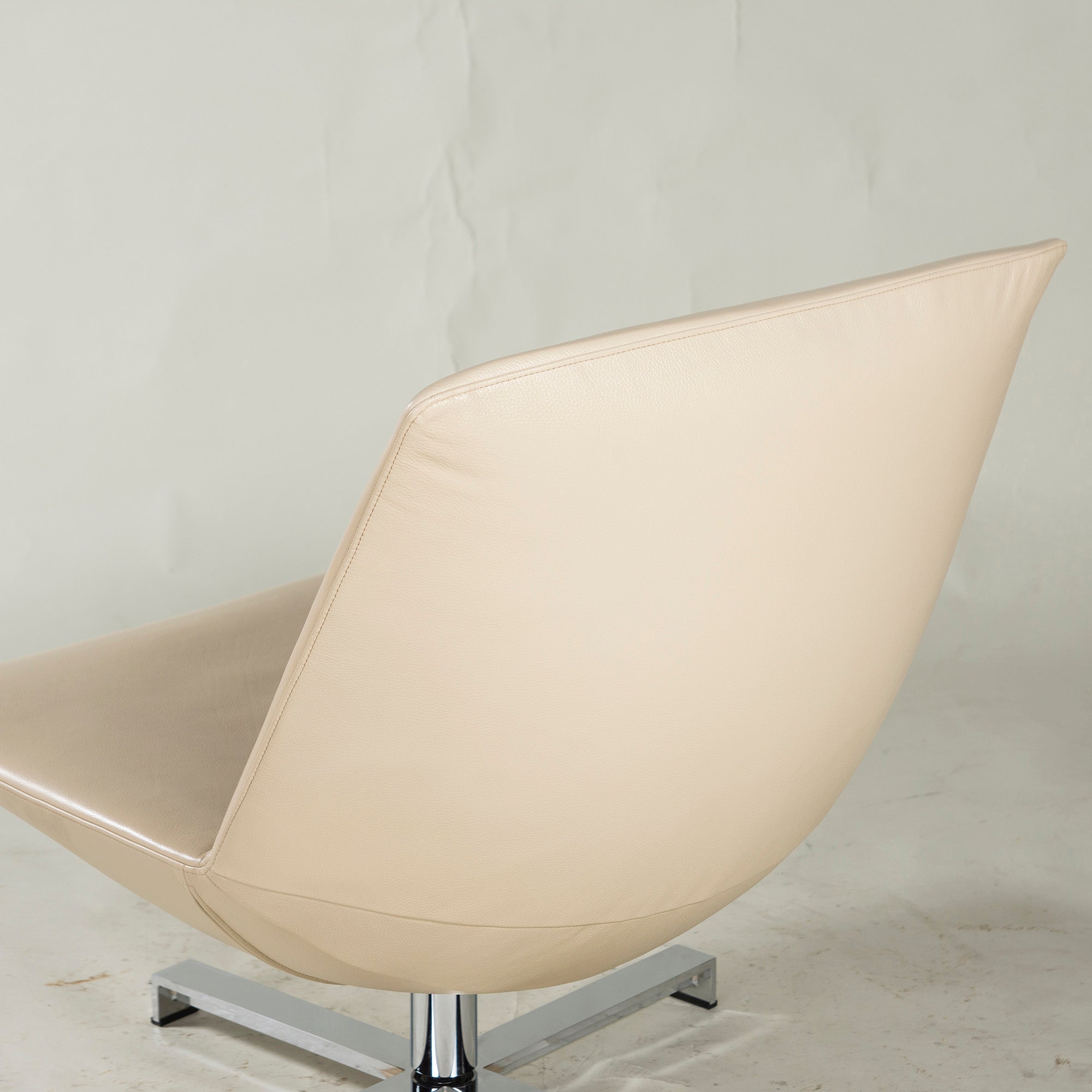 arti Alti Lounge Chair Lune (2) Leather Swivel Rotating Personal Gwenael Nicolas Modern ◆Good Condition◆