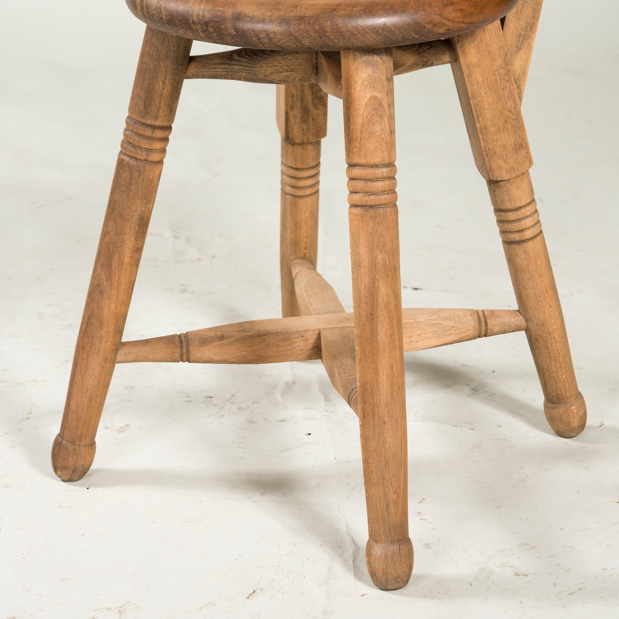 British antique kitchen chair, beech wood, solid wood, country, vintage, dining chair, round seat, bistro chair