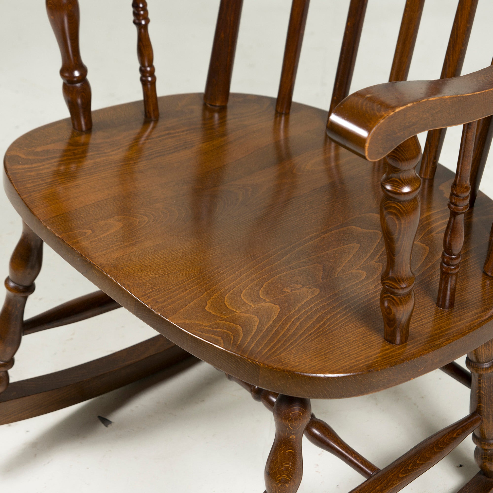 Kashiwa Mokko Oak Rocking Chair Showa Retro Antique Vintage Hida Oak Solid Wood Windsor Lounge Chair