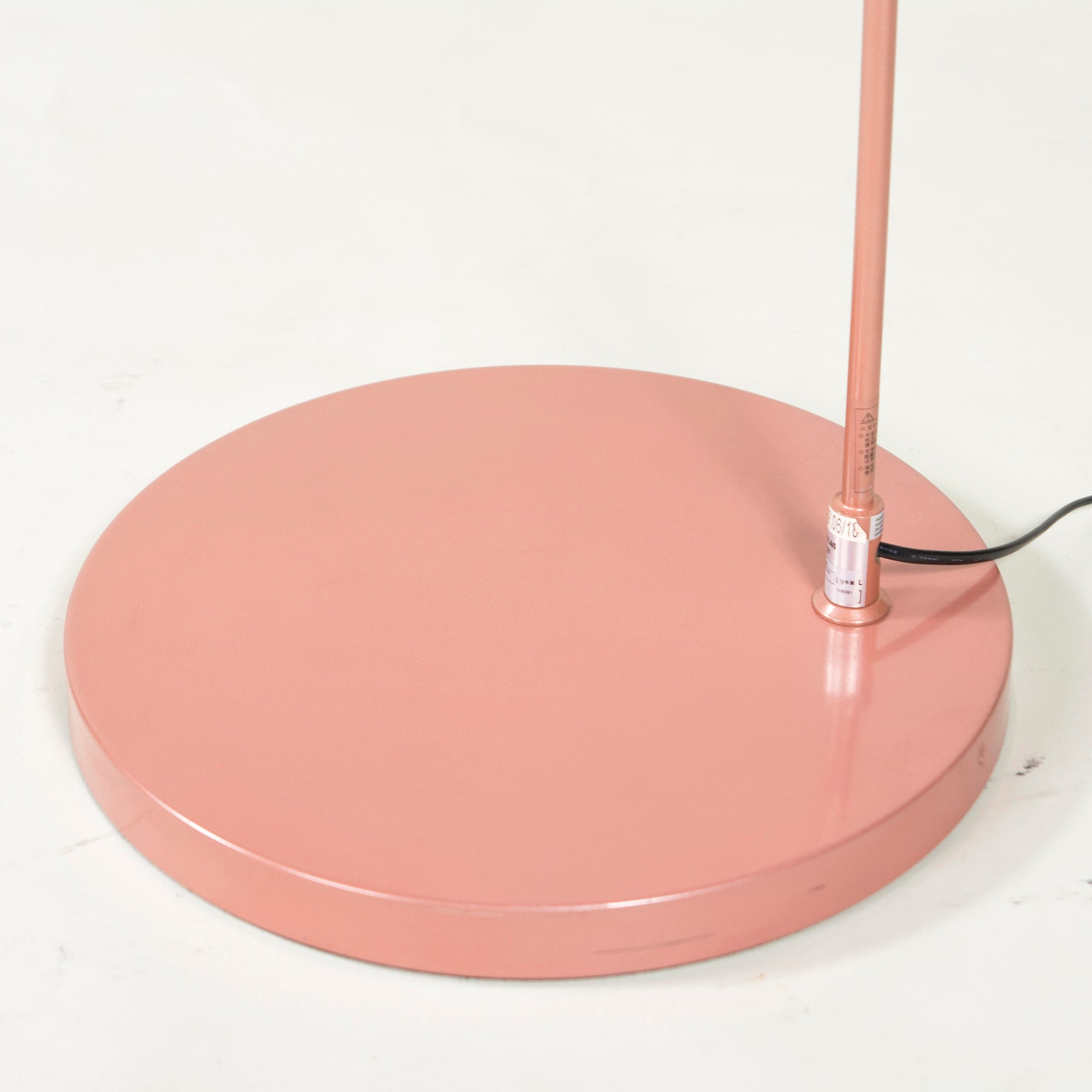 BoConcept KUTA Floor Lamp Brushed Copper Finish Stand Light Indirect Lighting Lighting Nordic Modern