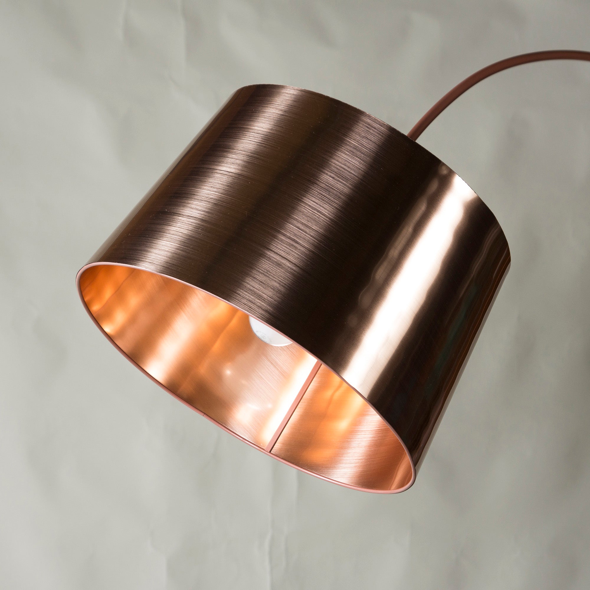 BoConcept KUTA Floor Lamp Brushed Copper Finish Stand Light Indirect Lighting Lighting Nordic Modern
