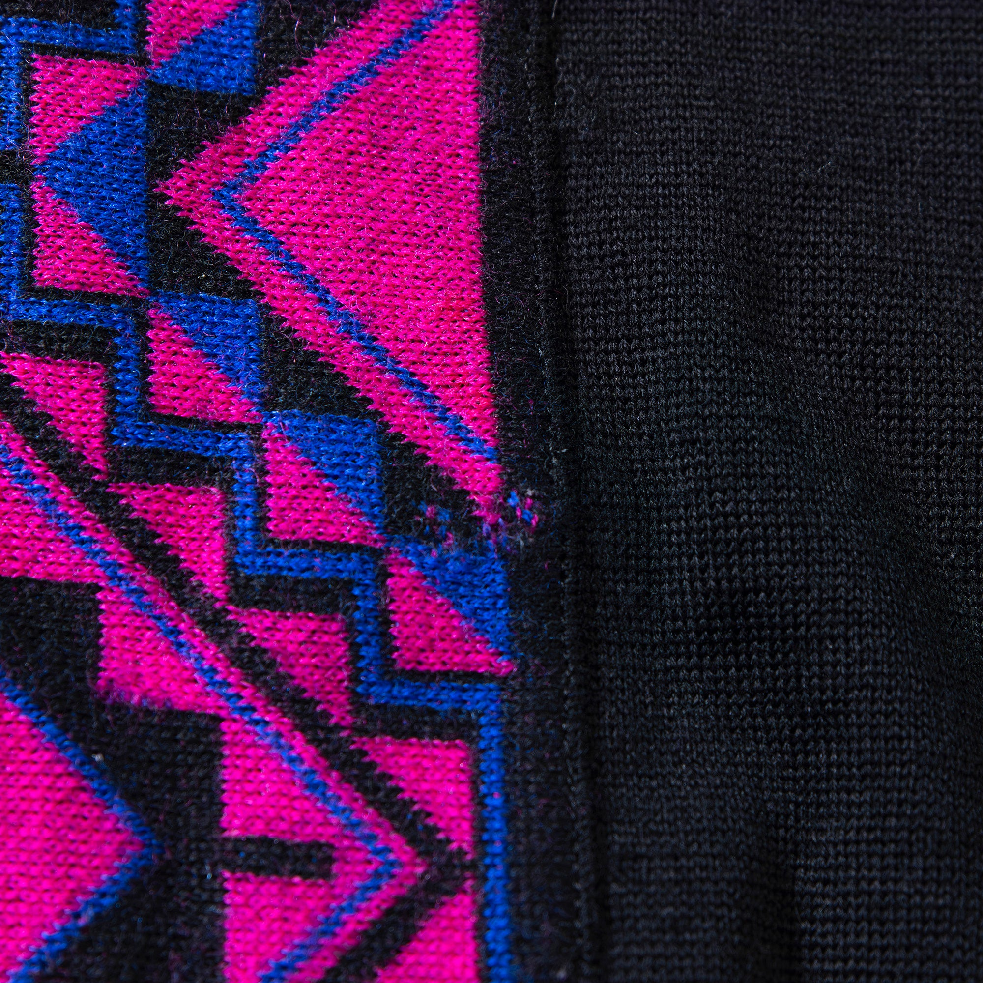 Pre-owned Yves Saint Laurent designer knit sweater in black and pink, 100% wool. 90s men's and women's fashion.