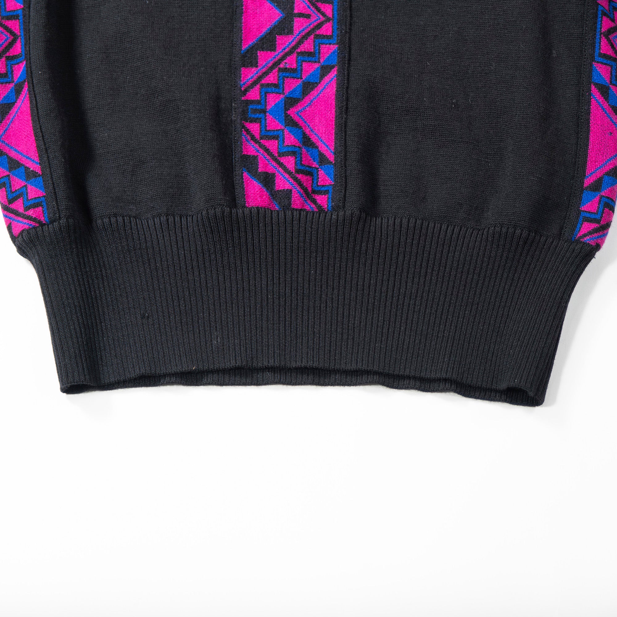 Pre-owned Yves Saint Laurent designer knit sweater in black and pink, 100% wool. 90s men's and women's fashion.