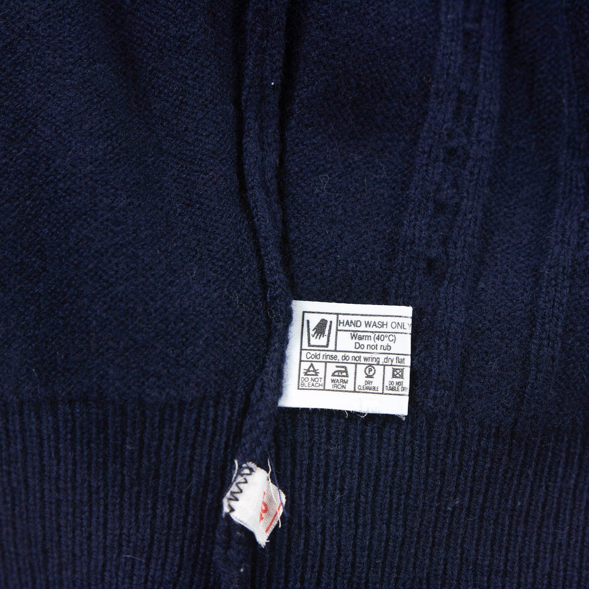 90s Burberry crew neck knit cardigan, navy, 100% lambswool, Aran sweater, made in Scotland, top