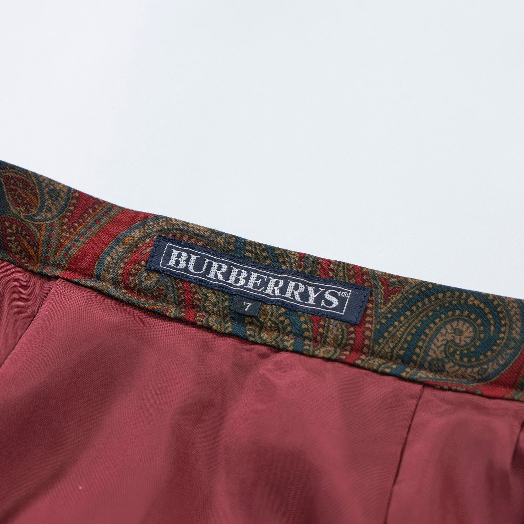 Pre-owned Burberry Paisley Flared Skirt, Made with Italian Fabric, Pleated Midi Length, Burberrys, 90s Women's Fashion, Patterned Bottoms, 90s.