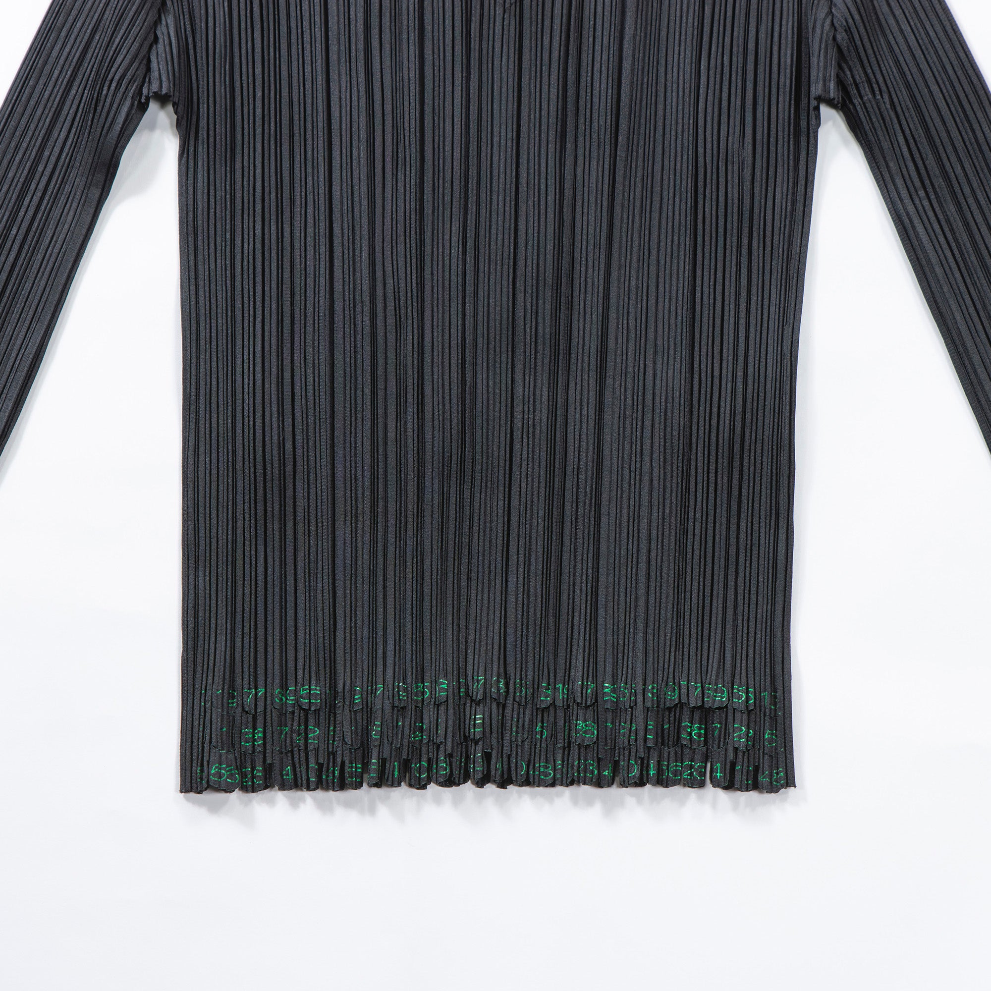 【古着】プリーツプリーズ イッセイミヤケ PLEATS PLEASE ISSEY MIYAKE プルオーバーシャツ ビンゴカードカット ブラック スキッパーシャツ レディースファッション レディーストップス レディースシャツ【中古】【古着】【USED】