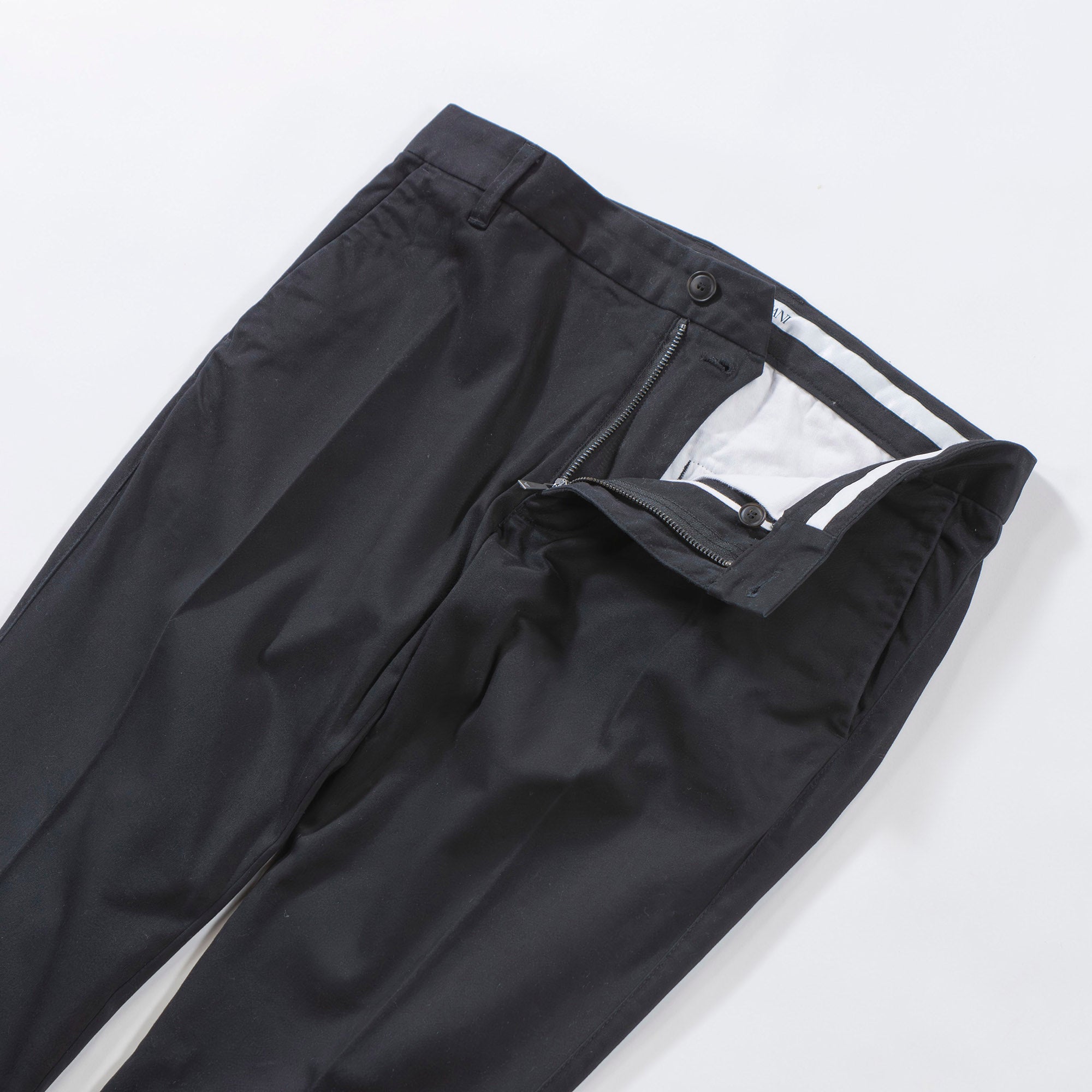 Armani EMPORIO ARMANI Chino Pants Center Press No Tuck Black Trousers Bottoms Men's Fashion Bottoms Pants