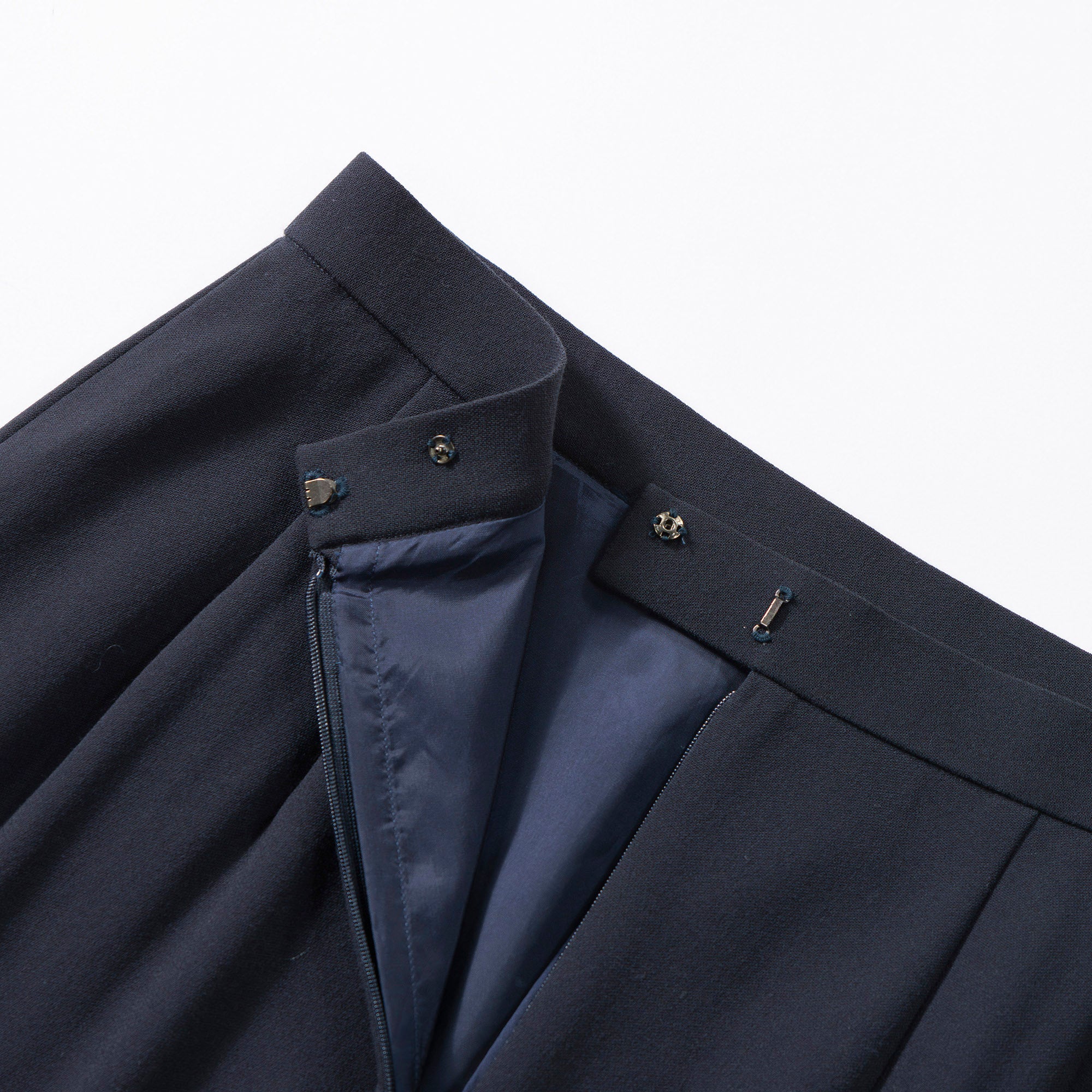 アクアスキュータム Aquascutum コクーンスカート ウール100% ネイビー レディースファッション レディースボトムス レディーススーツ