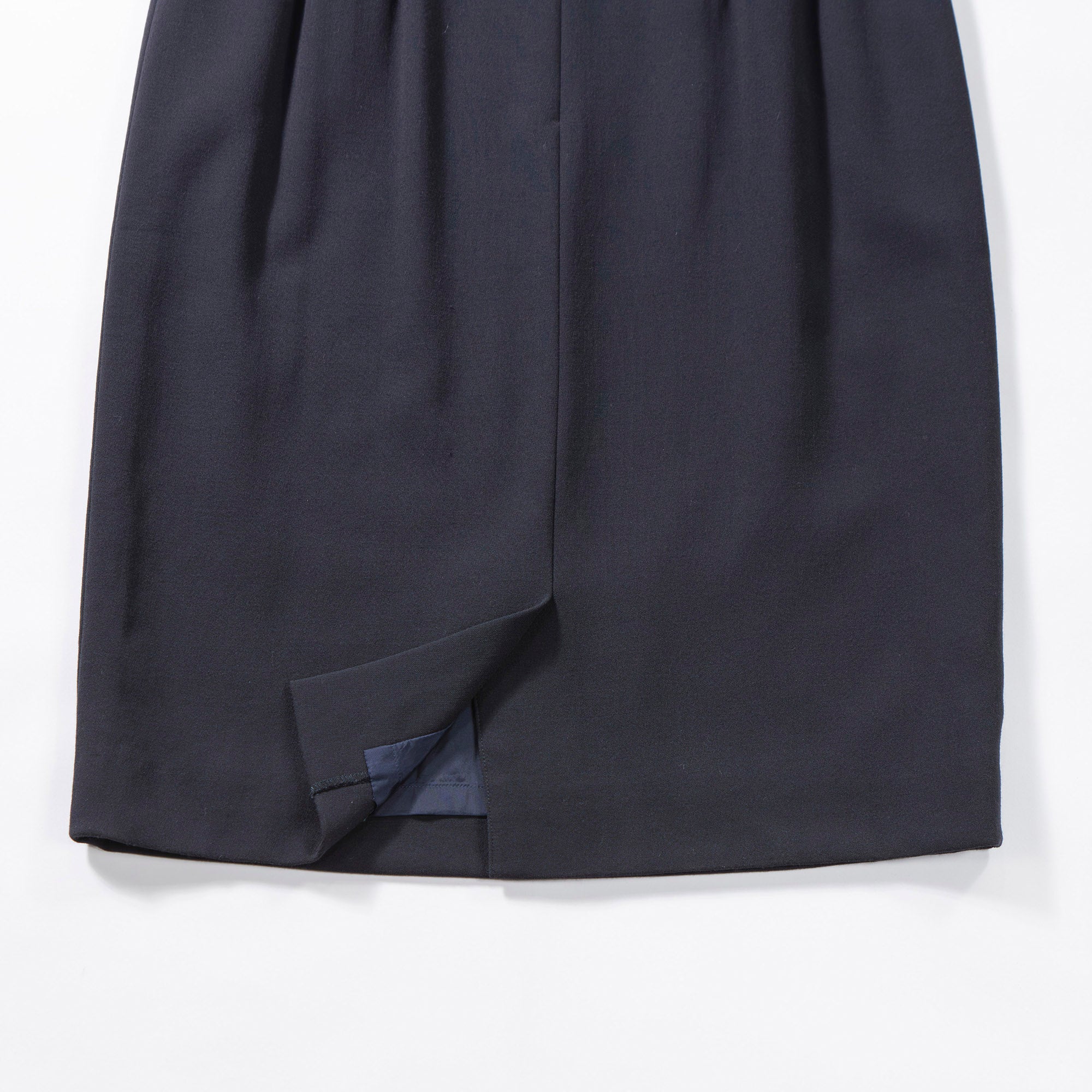 アクアスキュータム Aquascutum コクーンスカート ウール100% ネイビー レディースファッション レディースボトムス レディーススーツ