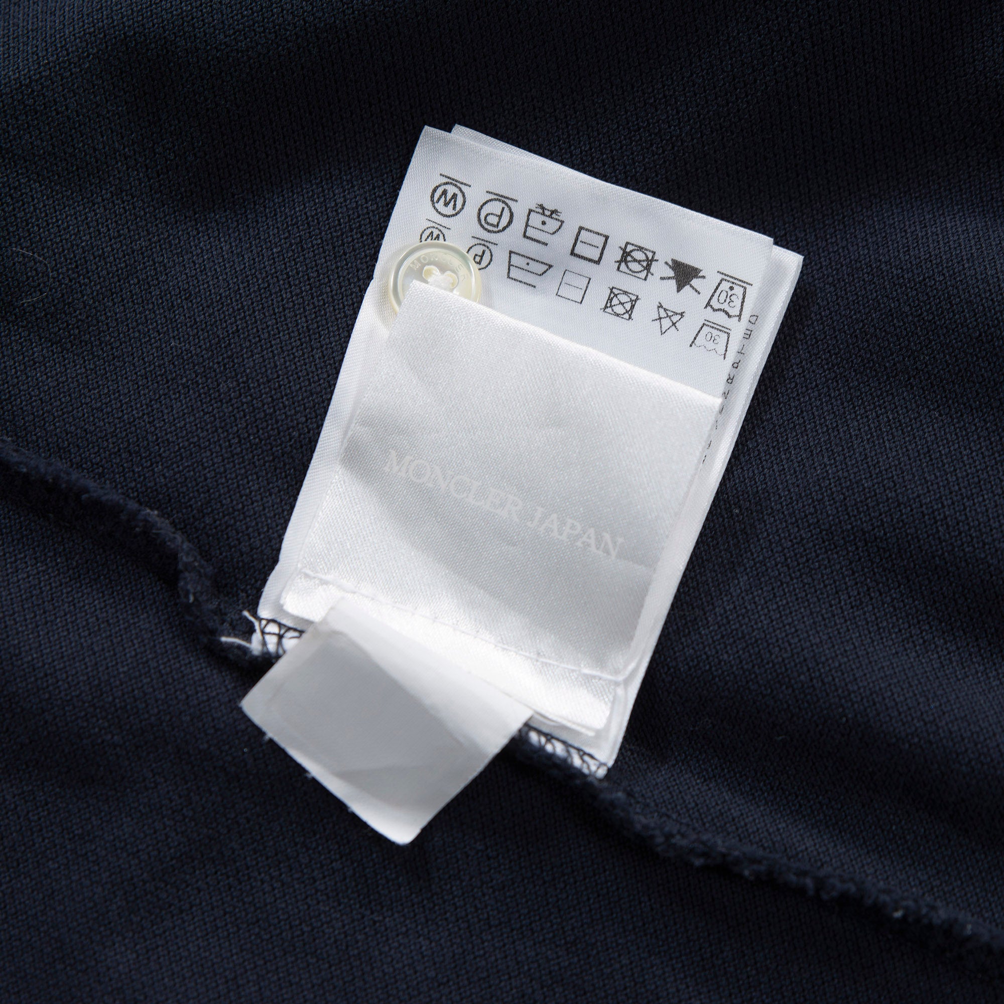モンクレール MONCLER コットンピケ ポロシャツ 鹿の子 トルコ製 ネイビー コントラストカラー ワンポイント ワッペン メンズトップス