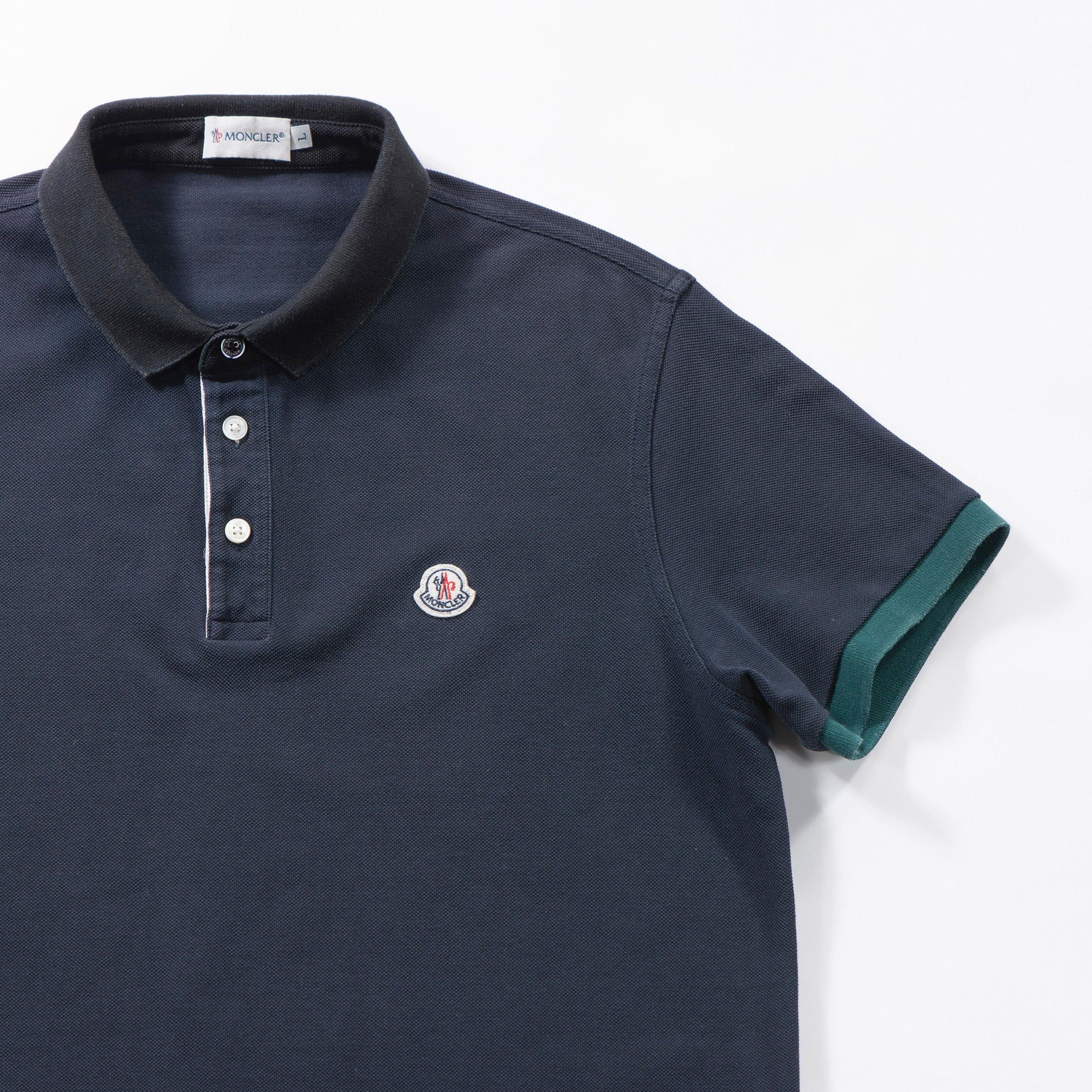 モンクレール MONCLER コットンピケ ポロシャツ 鹿の子 トルコ製 ネイビー コントラストカラー ワンポイント ワッペン メンズトップス