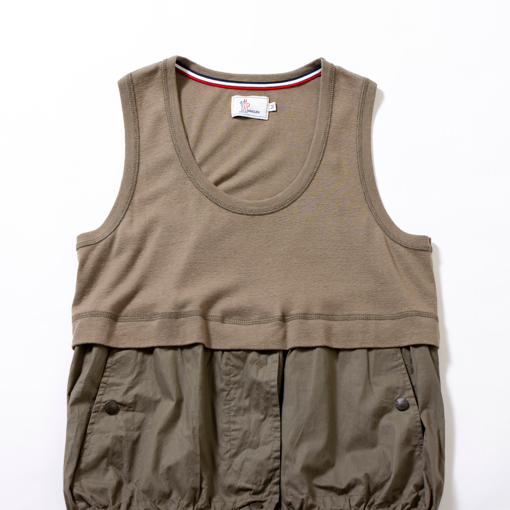 モンクレール MONCLER ノースリーブトップス カーキ 再構築 ミリタリー アウトドア カジュアル Tシャツ レディースファッション トップス
