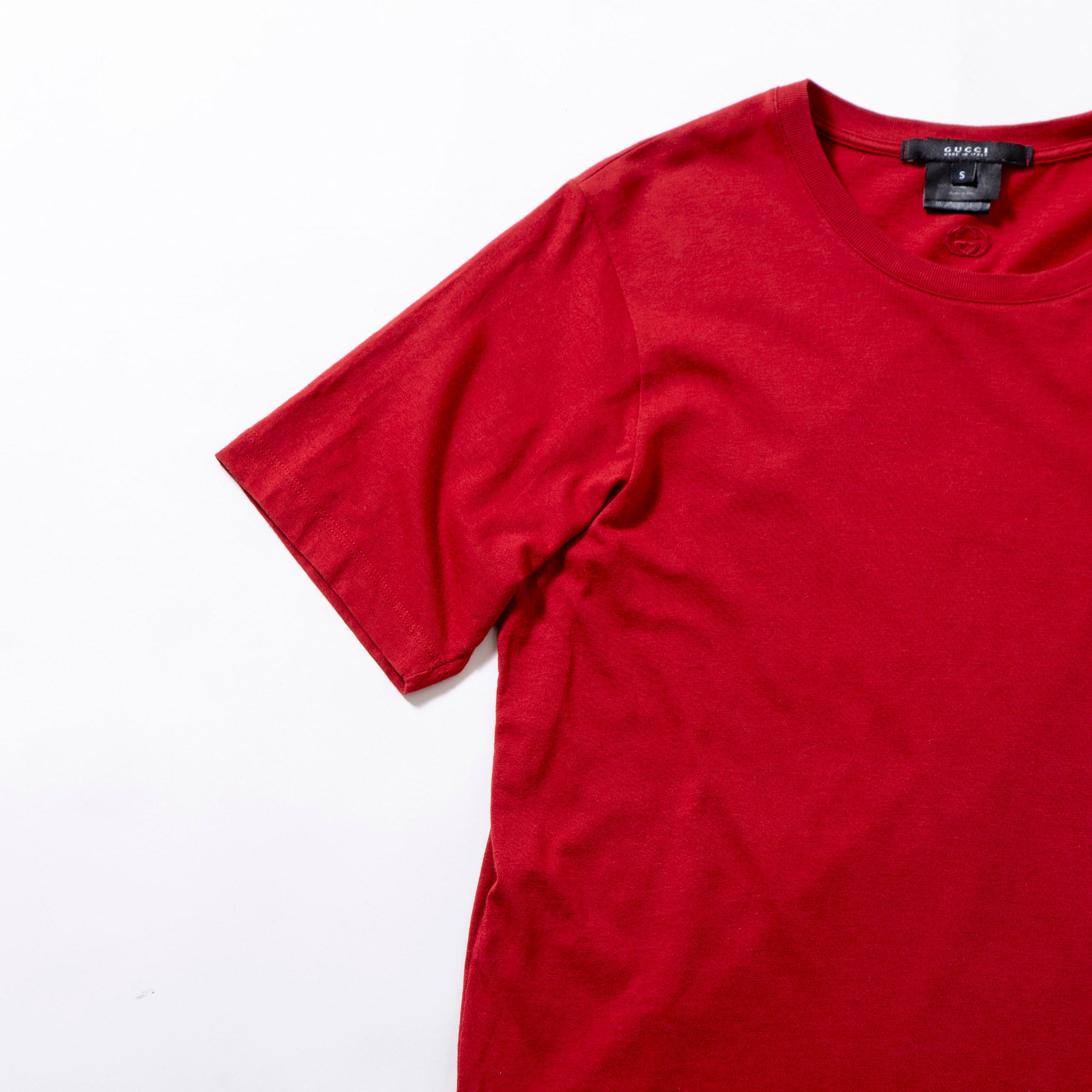 グッチ GUCCI クルーネックTシャツ レッド 刺繍ロゴ コットン カットソー メンズファッション メンズトップス レディース ユニセックス