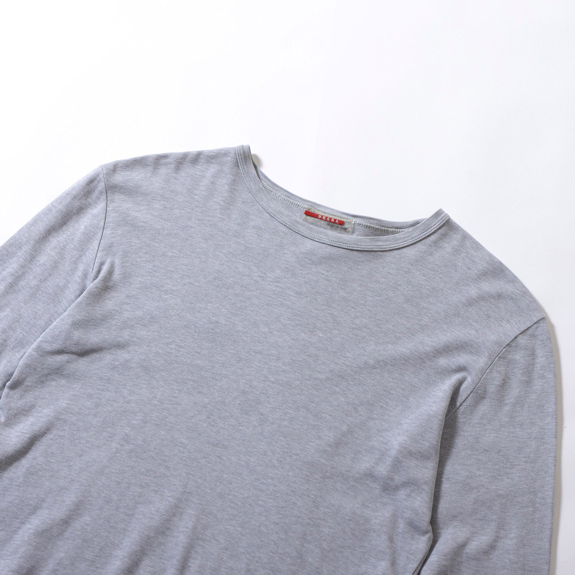 プラダ PRADA SPORT クルーネック ロングスリーブTシャツ グレー ロゴパッチ イタリア製 長袖 カットソー コットン レディース メンズ