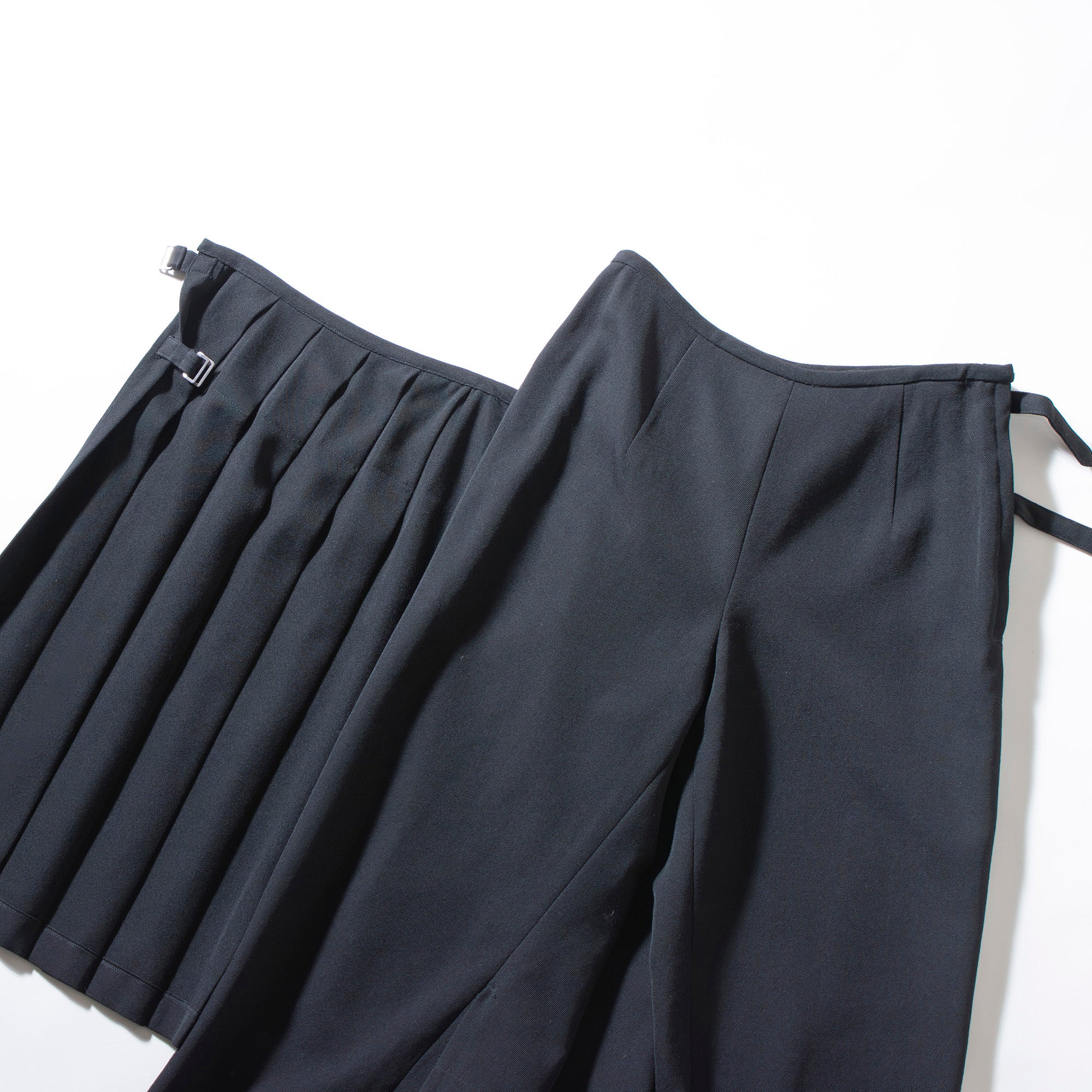 Comme des Garçons robe de chambre skirt-docking pants, AD1998, made in Japan, 100% wool, black, women's, reconstructed.