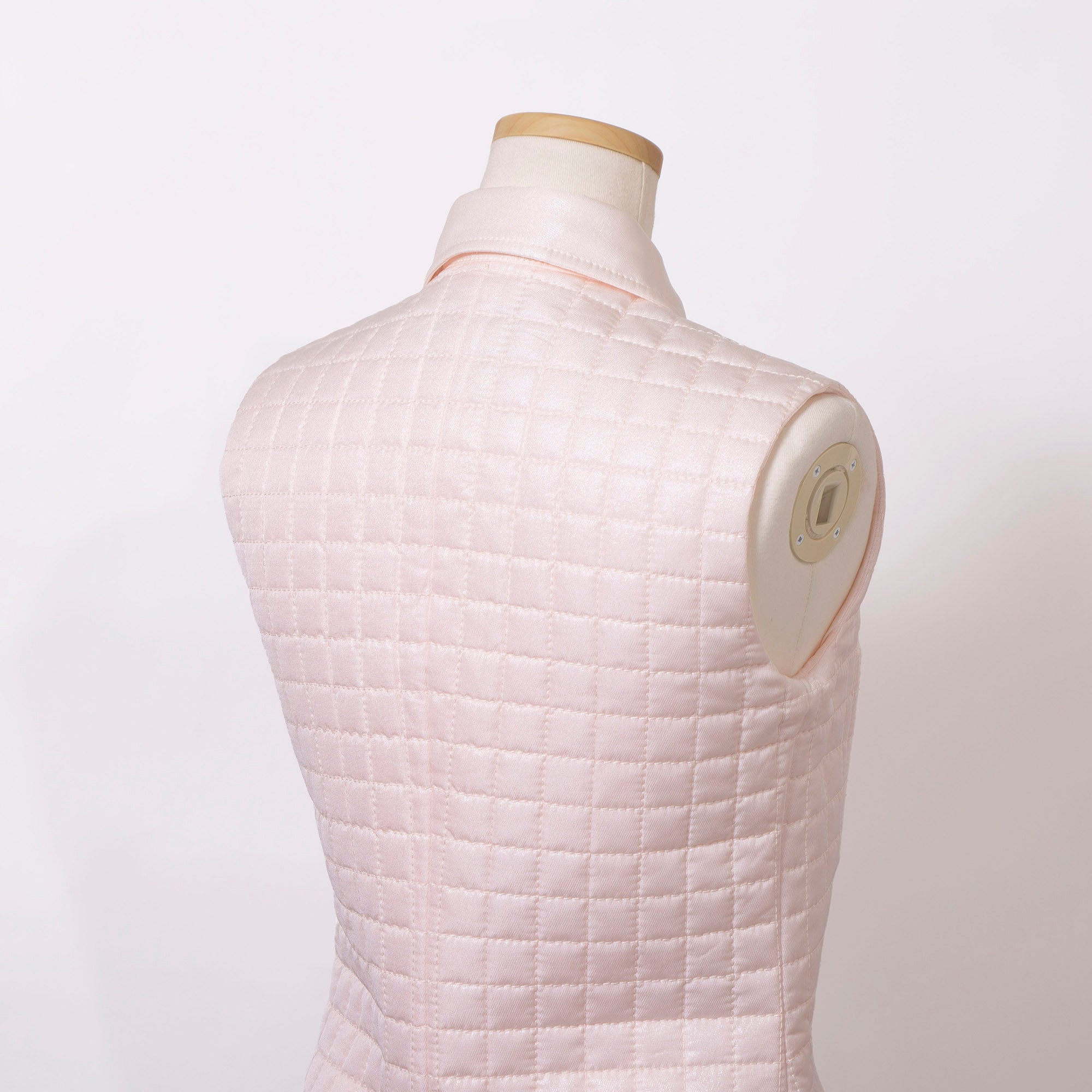 CHANEL Quilted Vest 00T Pink Sleeveless with Glitter, Size 38, Made in Italy, Women's Lightweight Outerwear, Vest, Waistcoat