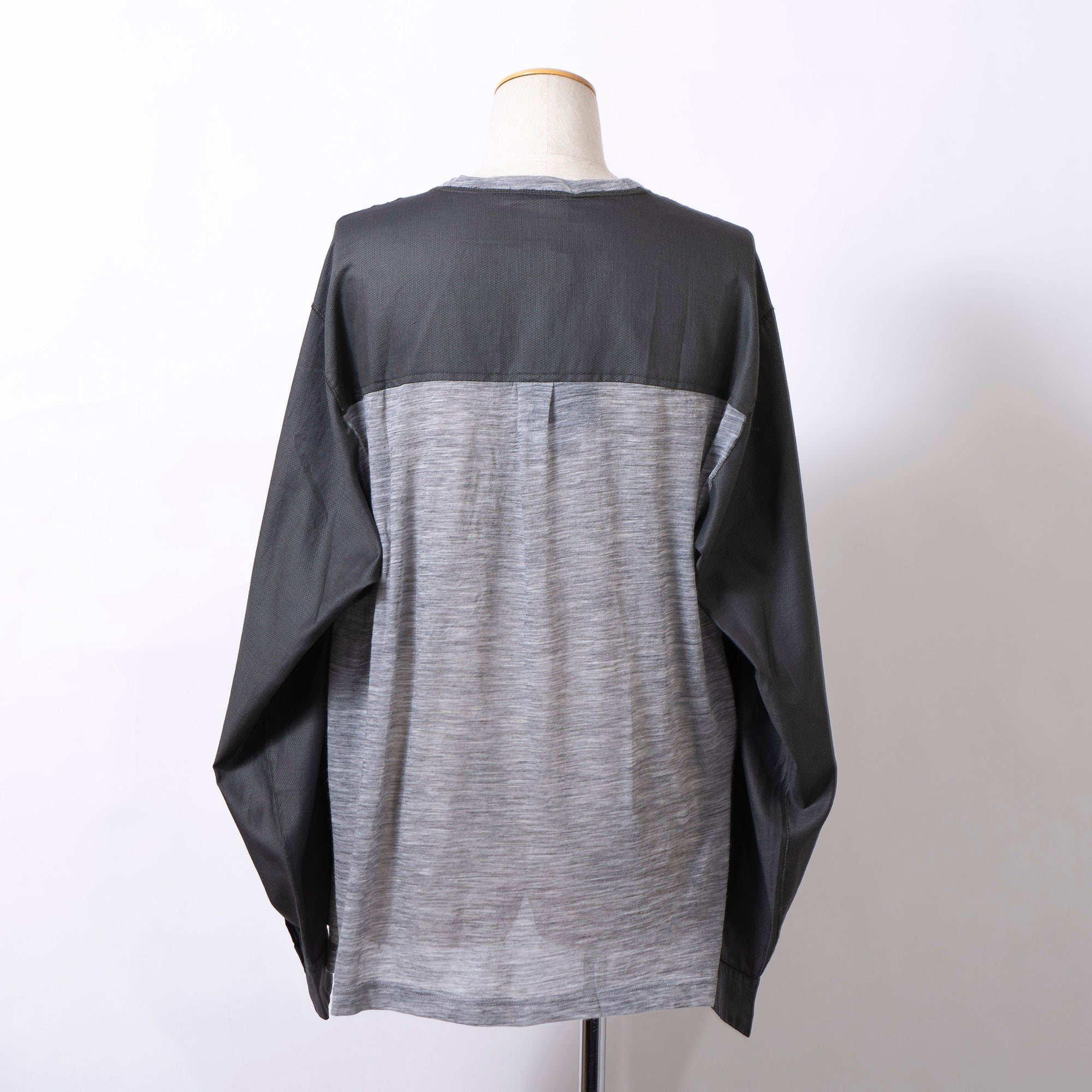 Dolce & Gabbana Henley neck long-sleeve cut-and-sew khaki and gray reconstructed docking pocket T-shirt size 56, made in Italy