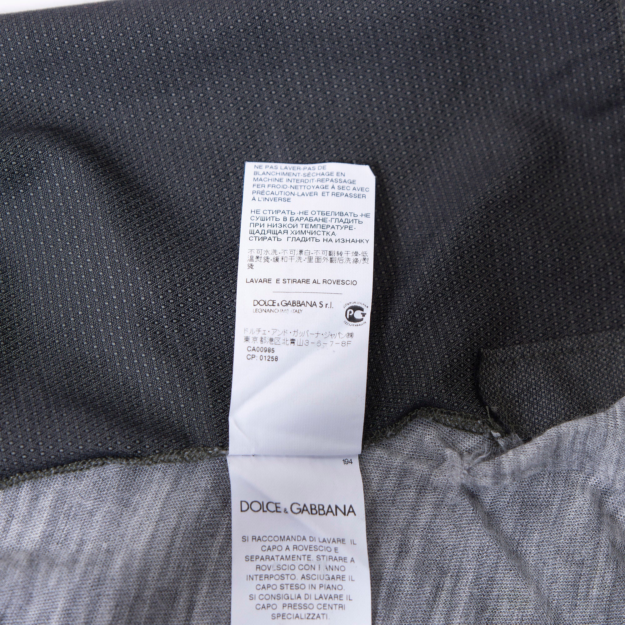 Dolce & Gabbana Henley neck long-sleeve cut-and-sew khaki and gray reconstructed docking pocket T-shirt size 56, made in Italy
