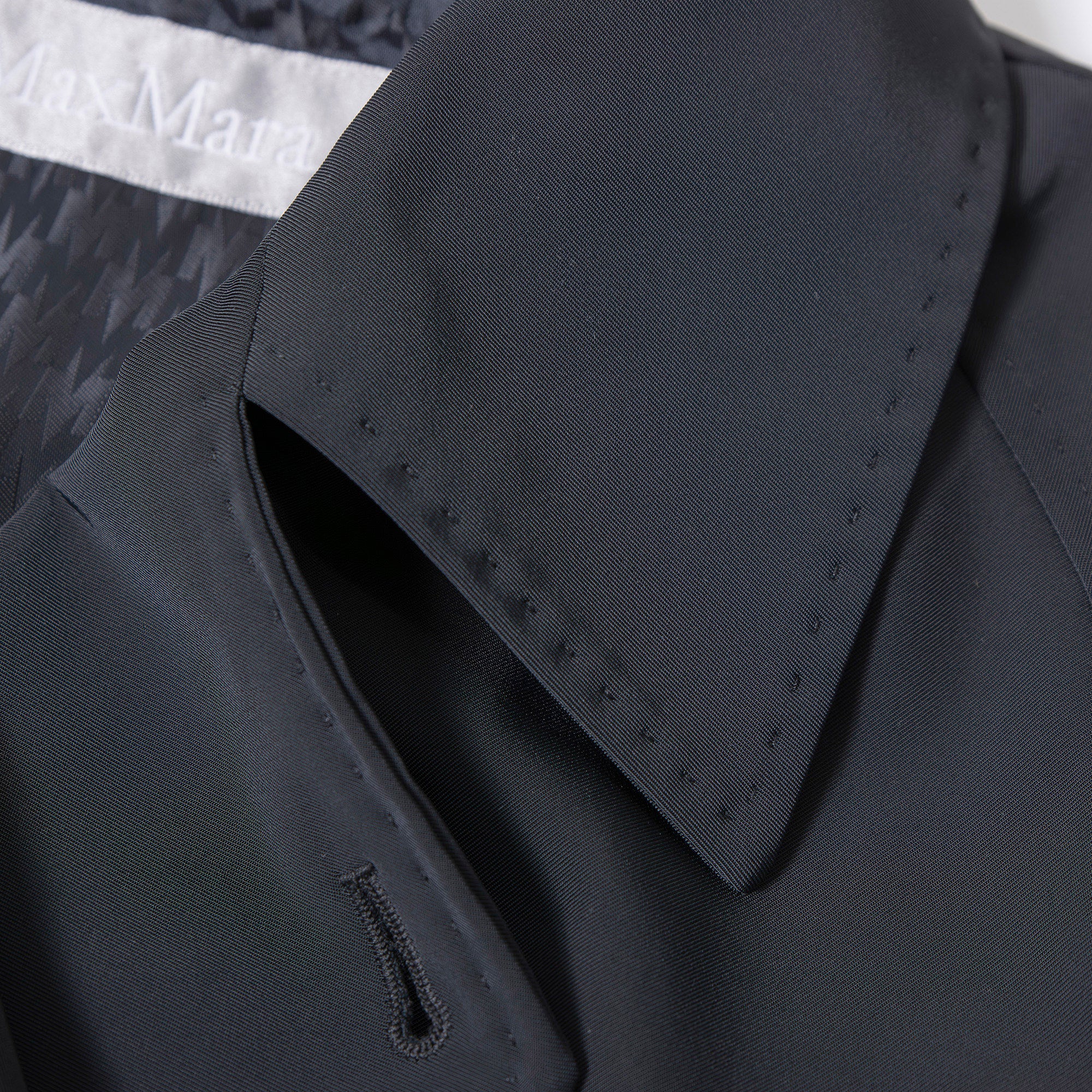 マックスマーラ MaxMara トレンチコート ダブル ブラック 光沢あり ステッチ イタリア製 ポリエステル ポリウレタン アウター ロングコート