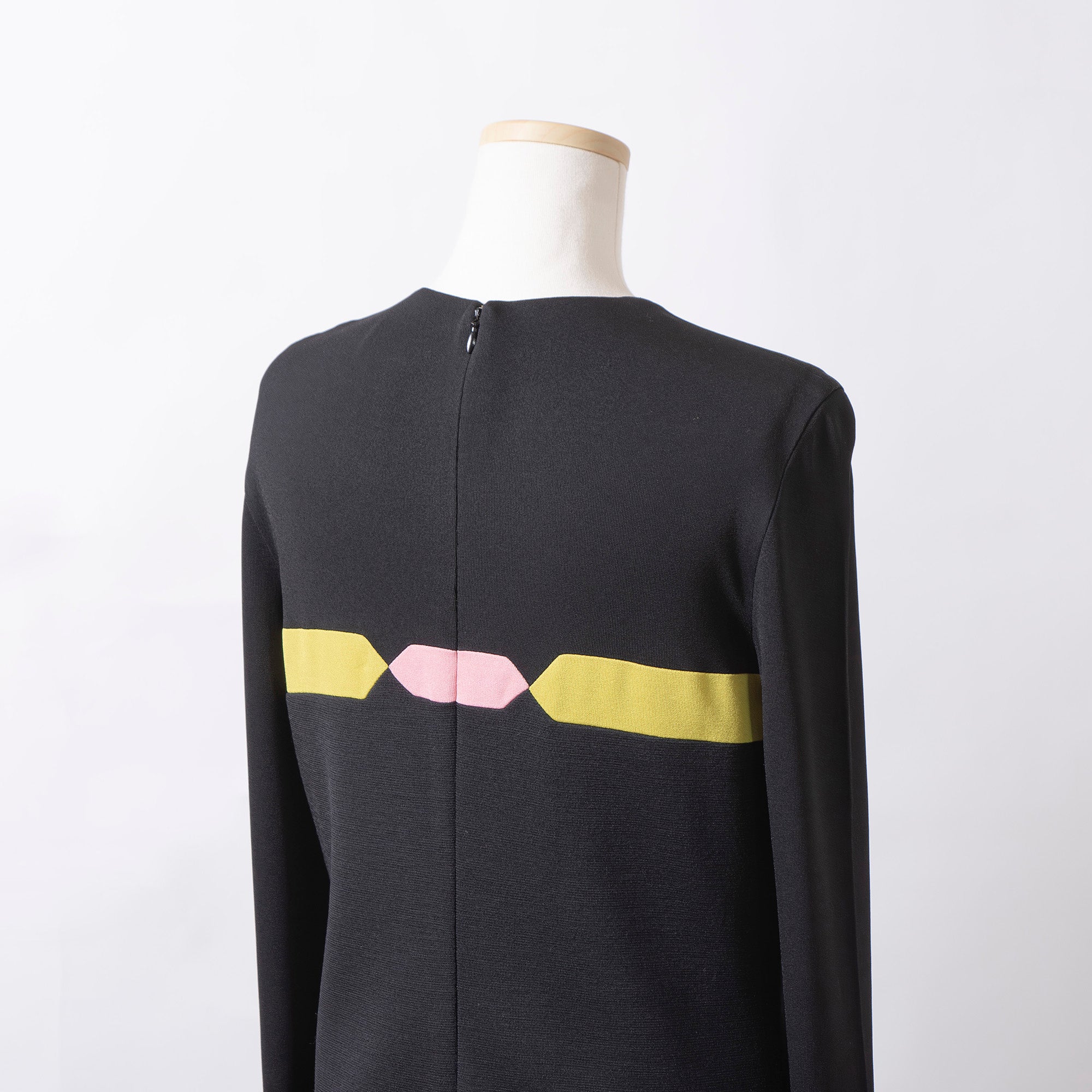 ヴェルサーチ GIANNI VERSACE COUTURE ニットワンピース 幾何学デザイン ブラック イエロー×ピンク 長袖 ウール混 レディース イタリア製