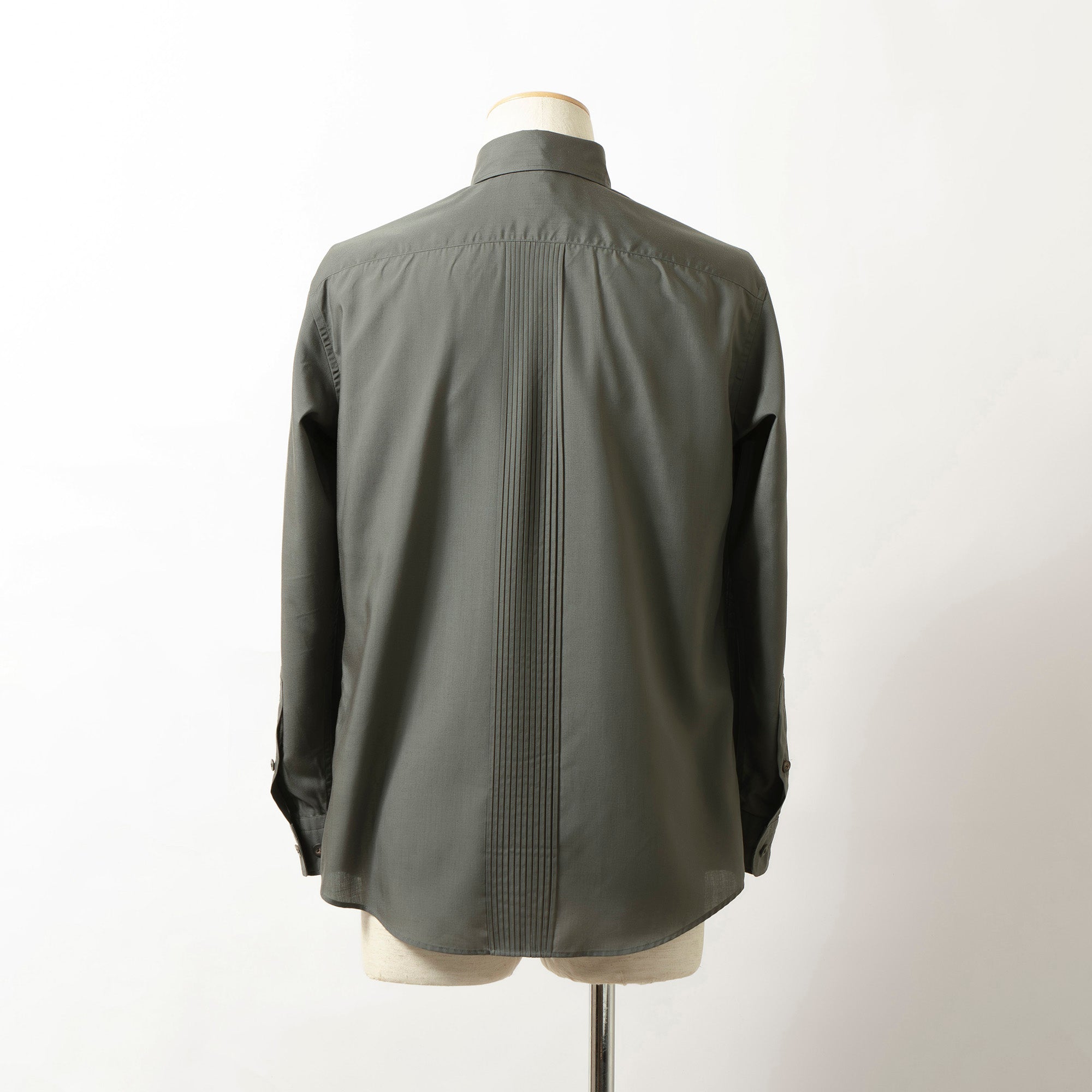 イッセイミヤケ ISSEY MIYAKE MEN ロングスリーブシャツ モスグリーン カーキ プリーツ入り ポリエステル 長袖 IM MEN ドレスシャツ