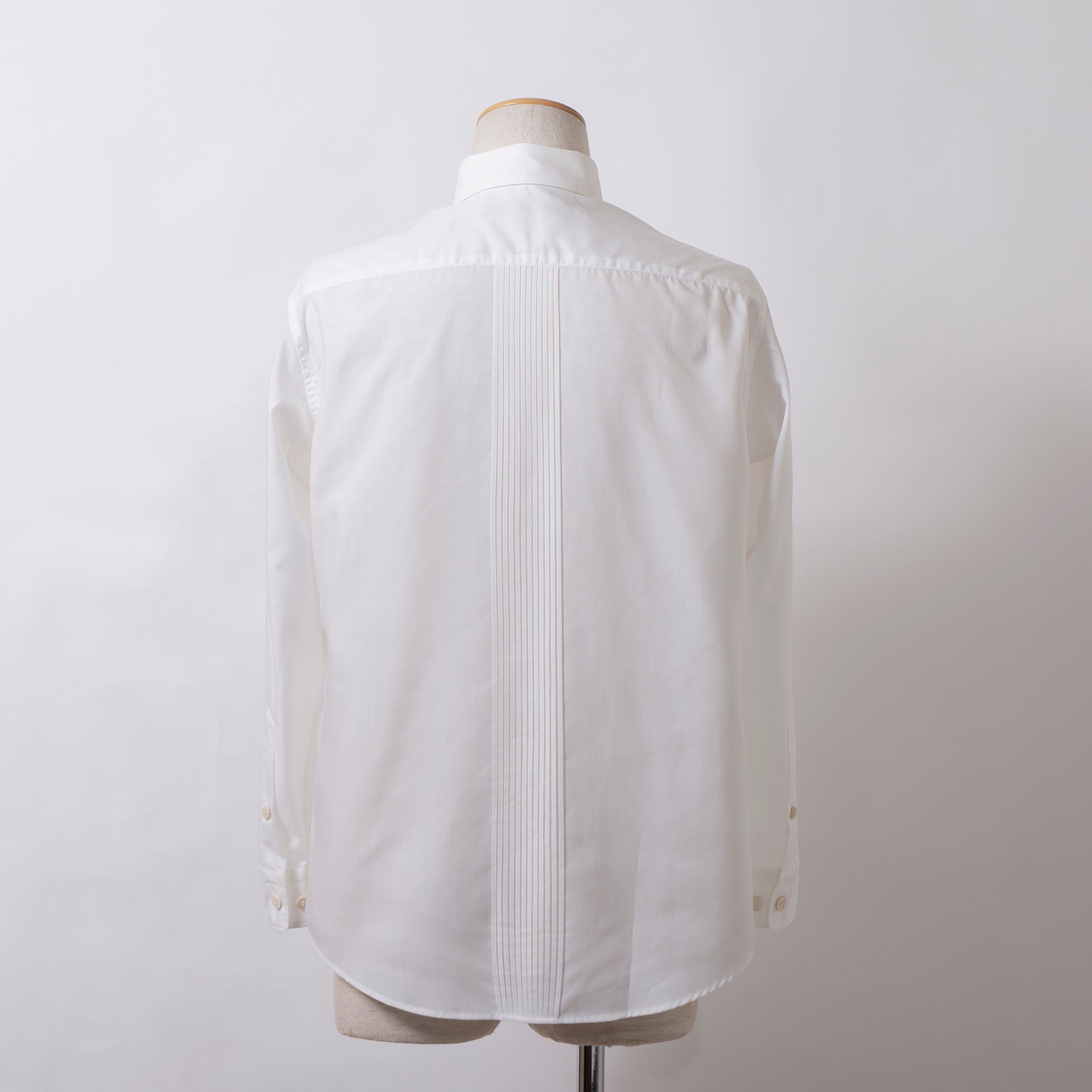 イッセイミヤケ ISSEY MIYAKE MEN ロングスリーブシャツ ホワイト カーキ プリーツ入り ポリエステル 長袖 IM MEN ドレスシャツ