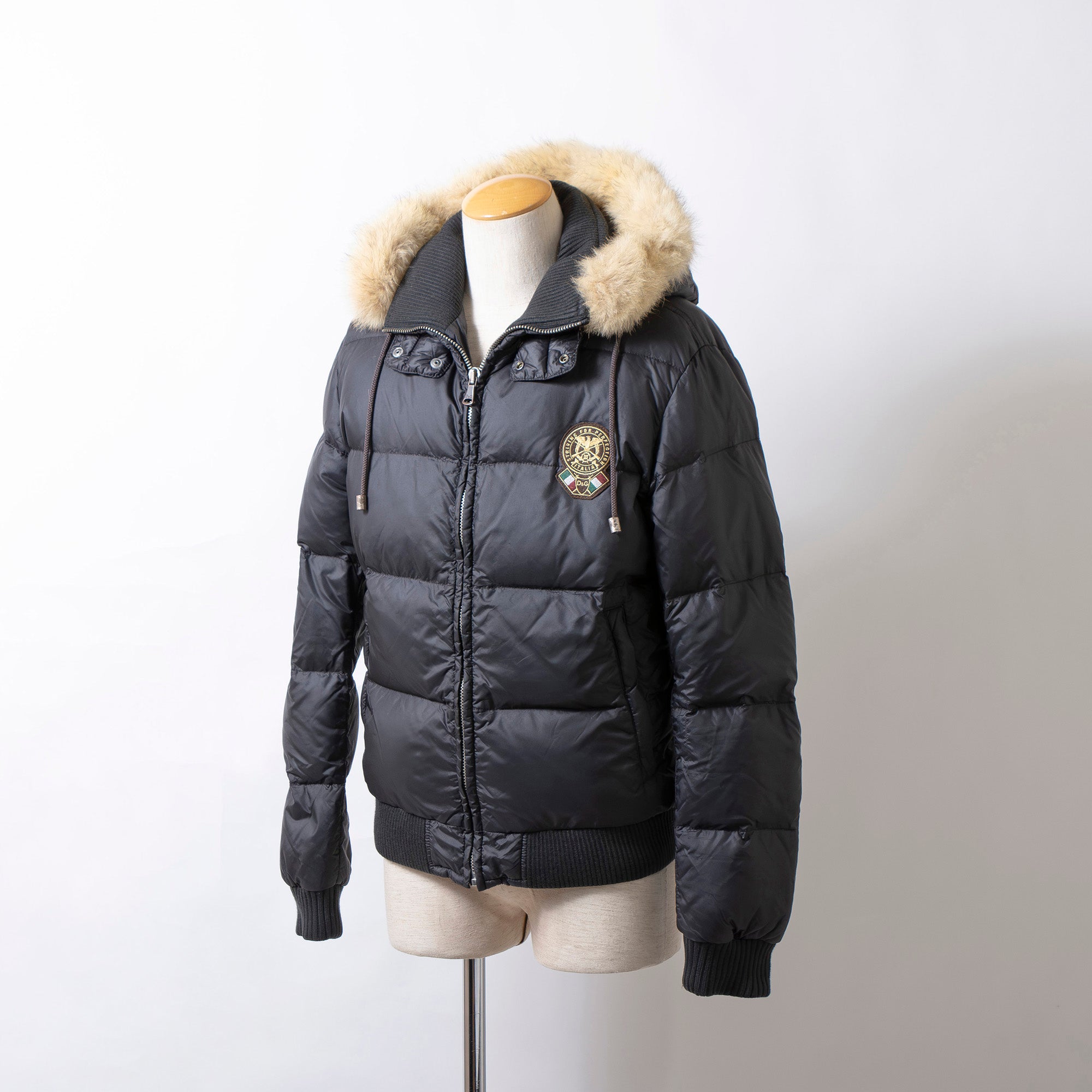 ドルチェ&ガッバーナ D&G 中綿ジャケット ファー付き フード付き ブラック 48 メンズ レディース ユニセックス コヨーテファー アウター