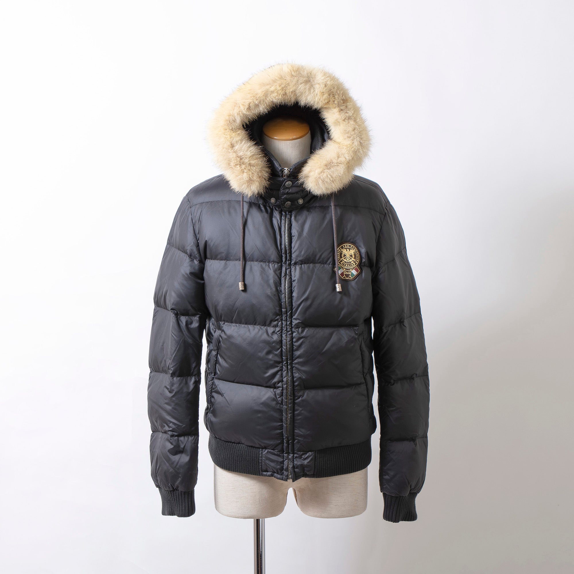 ドルチェ&ガッバーナ D&G 中綿ジャケット ファー付き フード付き ブラック 48 メンズ レディース ユニセックス コヨーテファー アウター