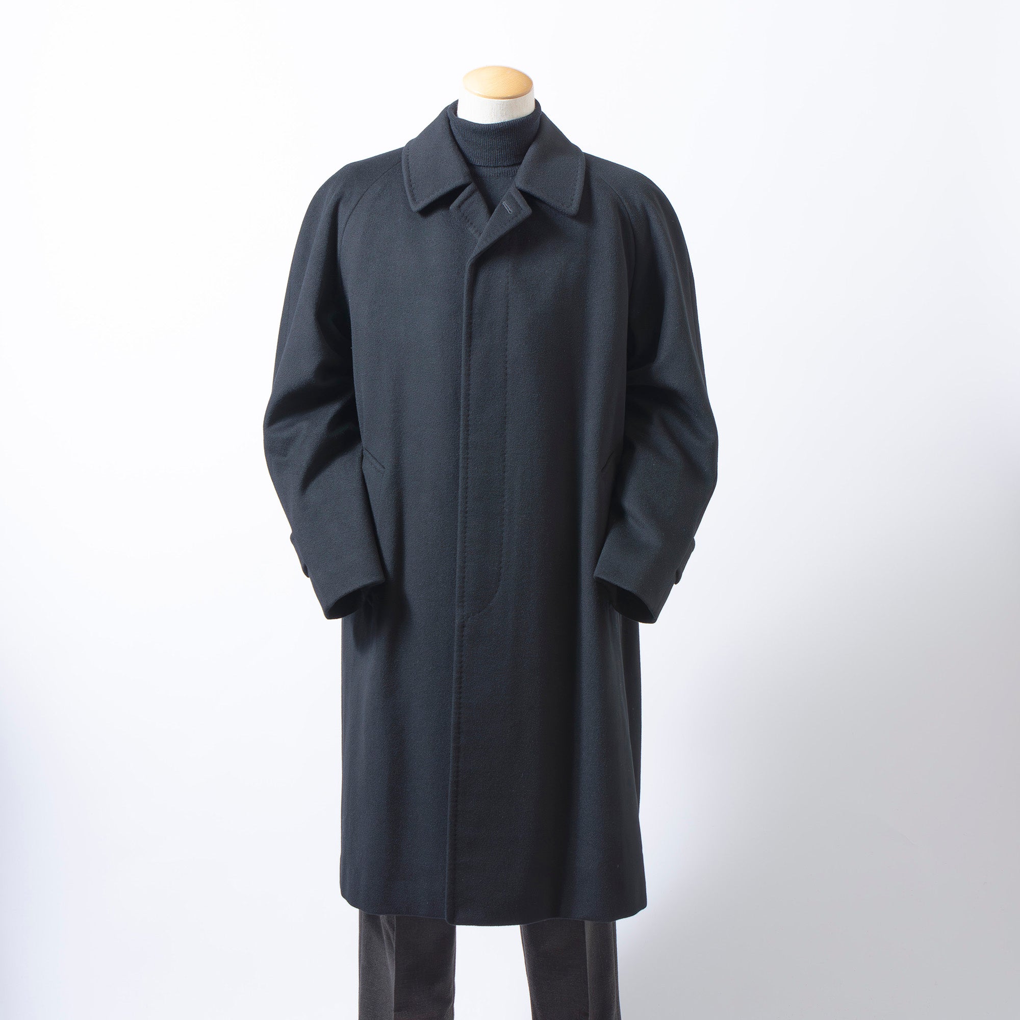 バーバリー BURBERRY London ステンカラーコート ブラック カシミヤ100% メンズ ラグランスリーブ 比翼仕立て 日本製 ロングコート