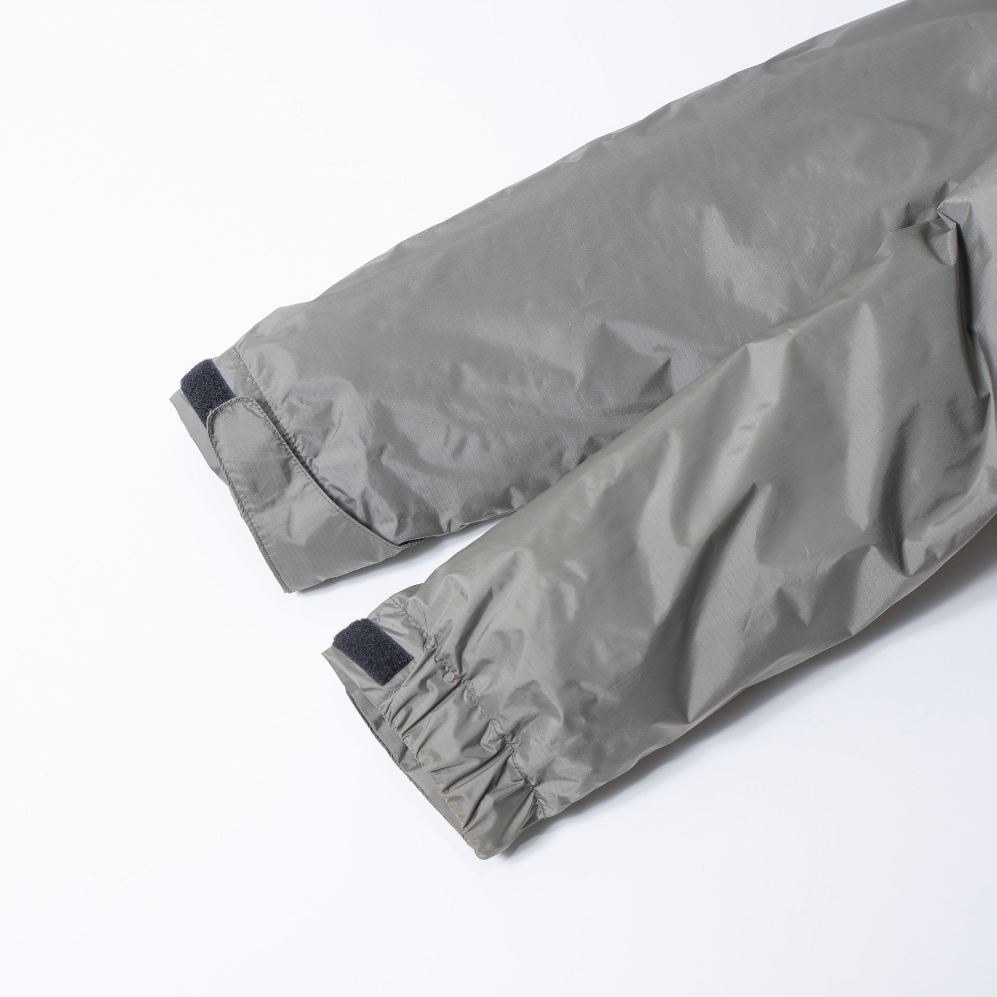 ナンガ NANGA オーロラダウンジャケット グレー メンズ L 日本製 オーロラテックス 防水透湿 フーデッド アウトドア マウンテンパーカー