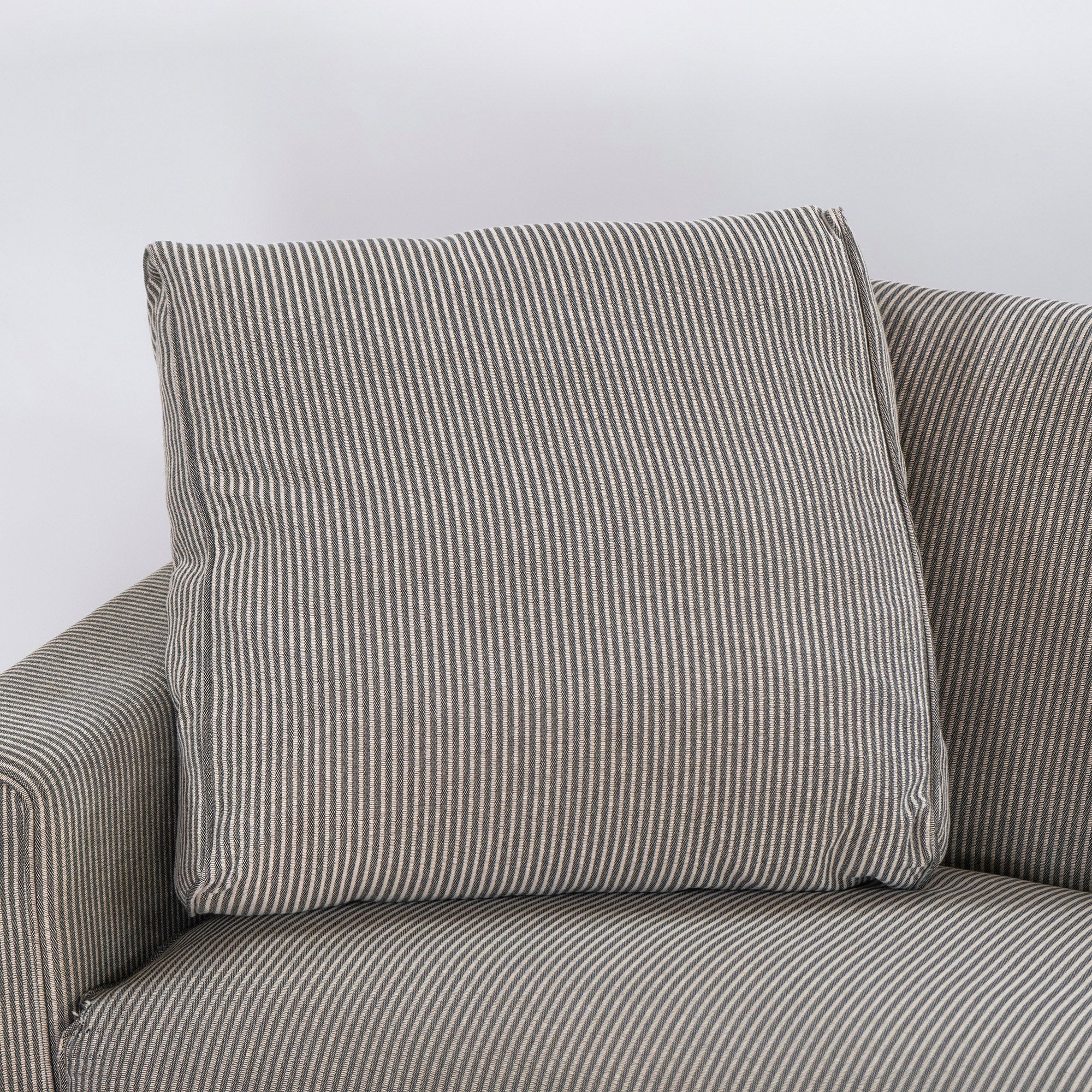 Eilersen sofa, eilersen STOCKHOLM, 2-seater, feather, ACTUS, Nordic, Denmark