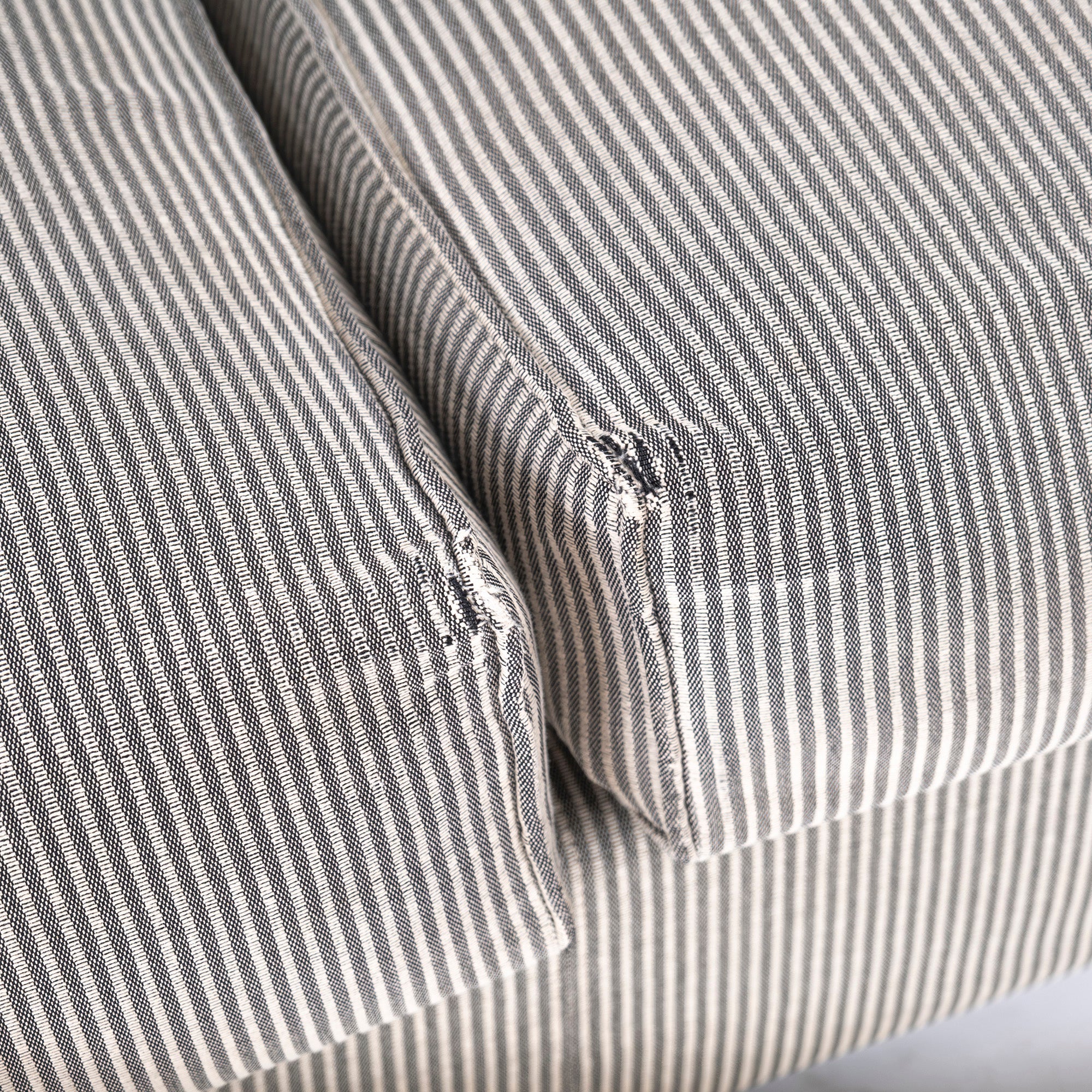 Eilersen sofa, eilersen STOCKHOLM, 2-seater, feather, ACTUS, Nordic, Denmark