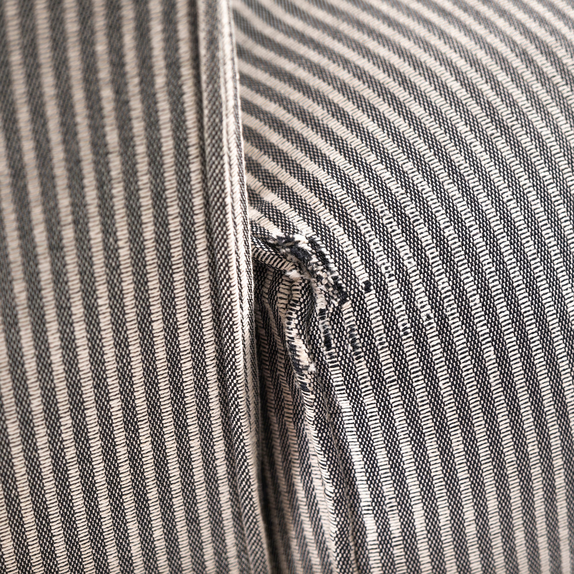 Eilersen sofa, eilersen STOCKHOLM, 2-seater, feather, ACTUS, Nordic, Denmark