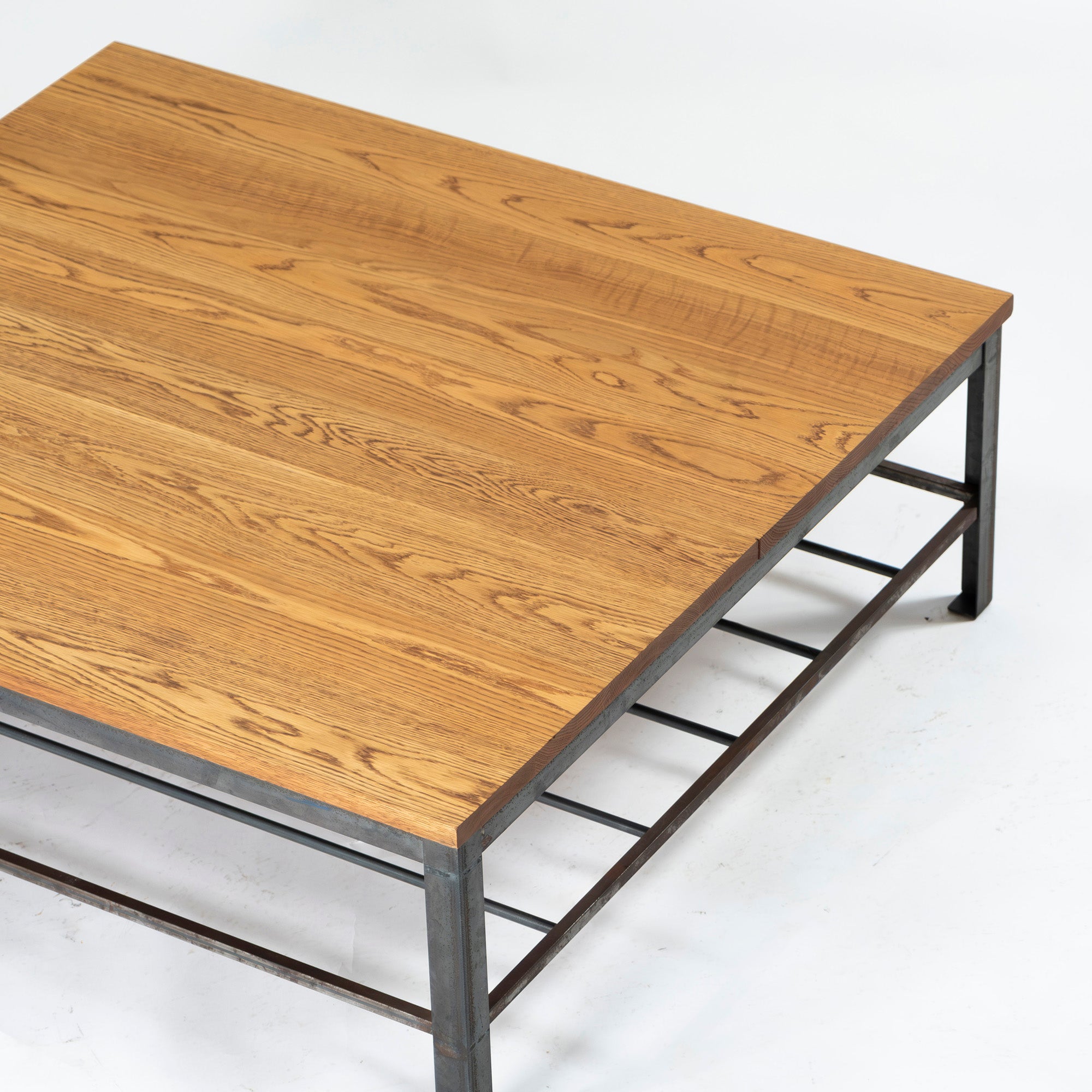 Center table Industrial design Oak wood x iron Vintage style Solid wood Cafe style Coffee table