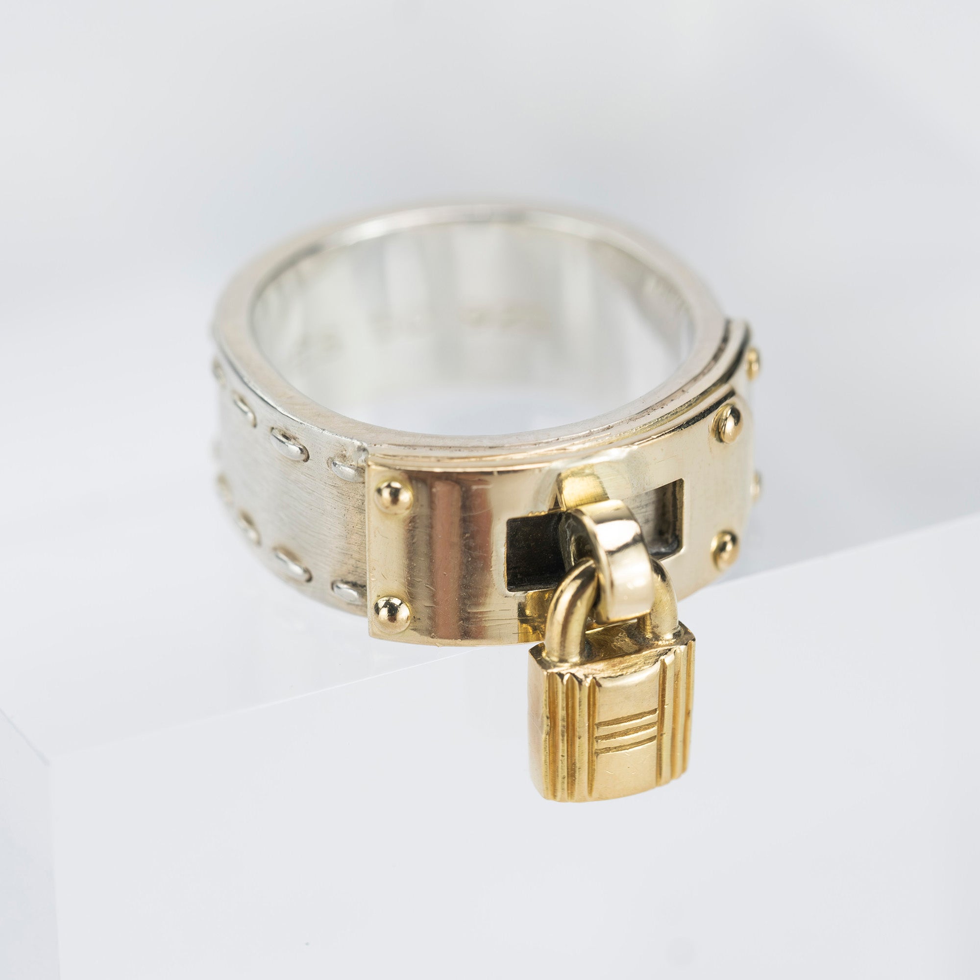 Hermes Kelly Ring, Silver 925, 18K, Size 9, Total weight approx. 10.32g