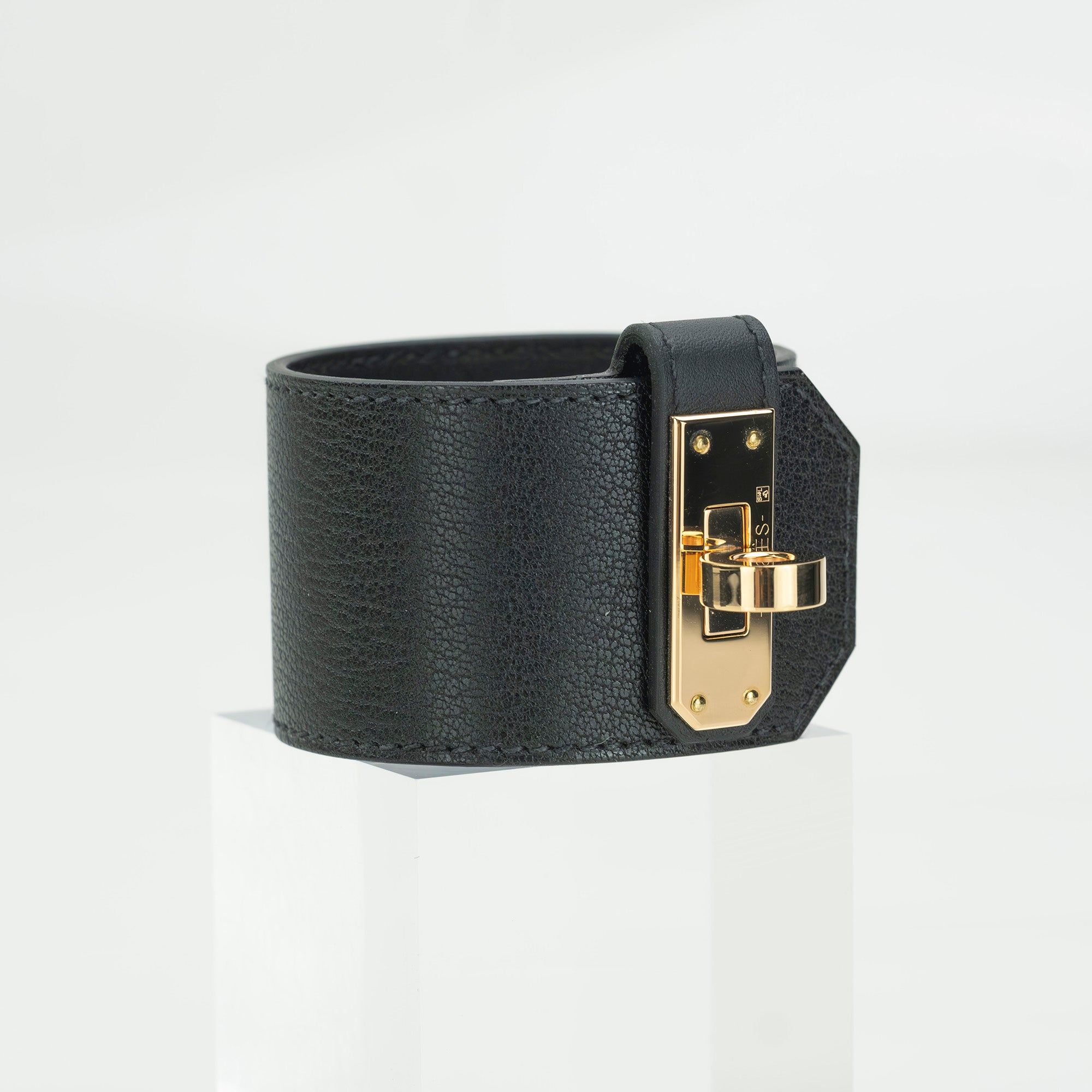 Hermes Kelly Twist GM Leather Bracelet, Black x Gold