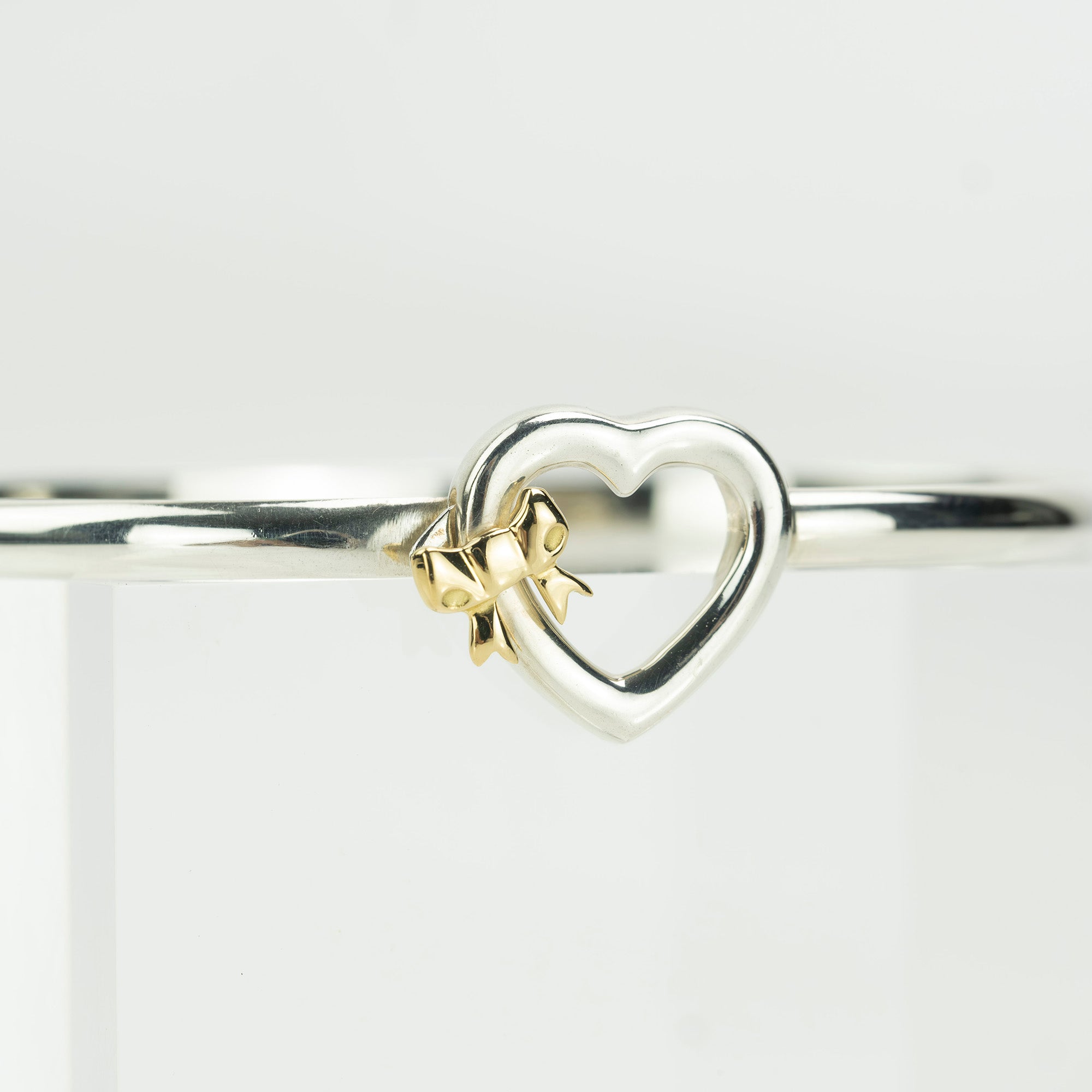 Tiffany &amp; Co. Heart Ribbon Bangle Bracelet Women's Accessory Silver 925 9.37g