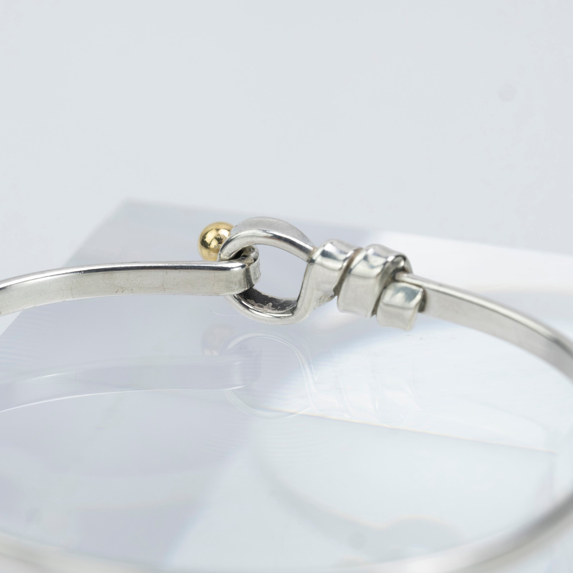 Tiffany &amp; Co. Flat Wire Love Knot Bangle Bracelet Women's Accessory 925 Silver K18 9.28g (2)