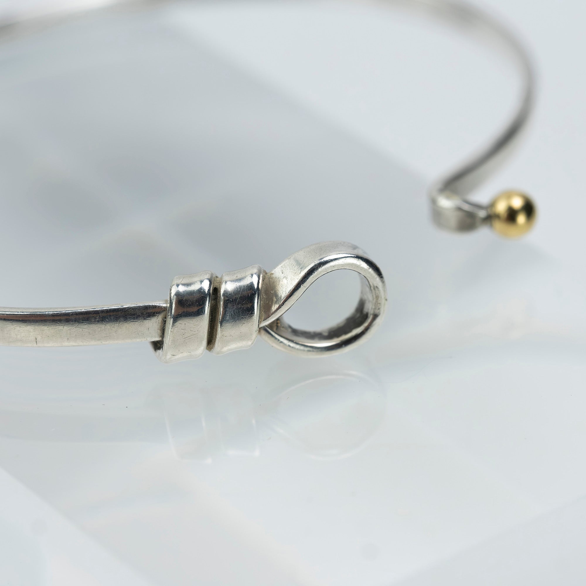 Tiffany &amp; Co. Flat Wire Love Knot Bangle Bracelet Women's Accessory 925 Silver K18 9.28g (2)