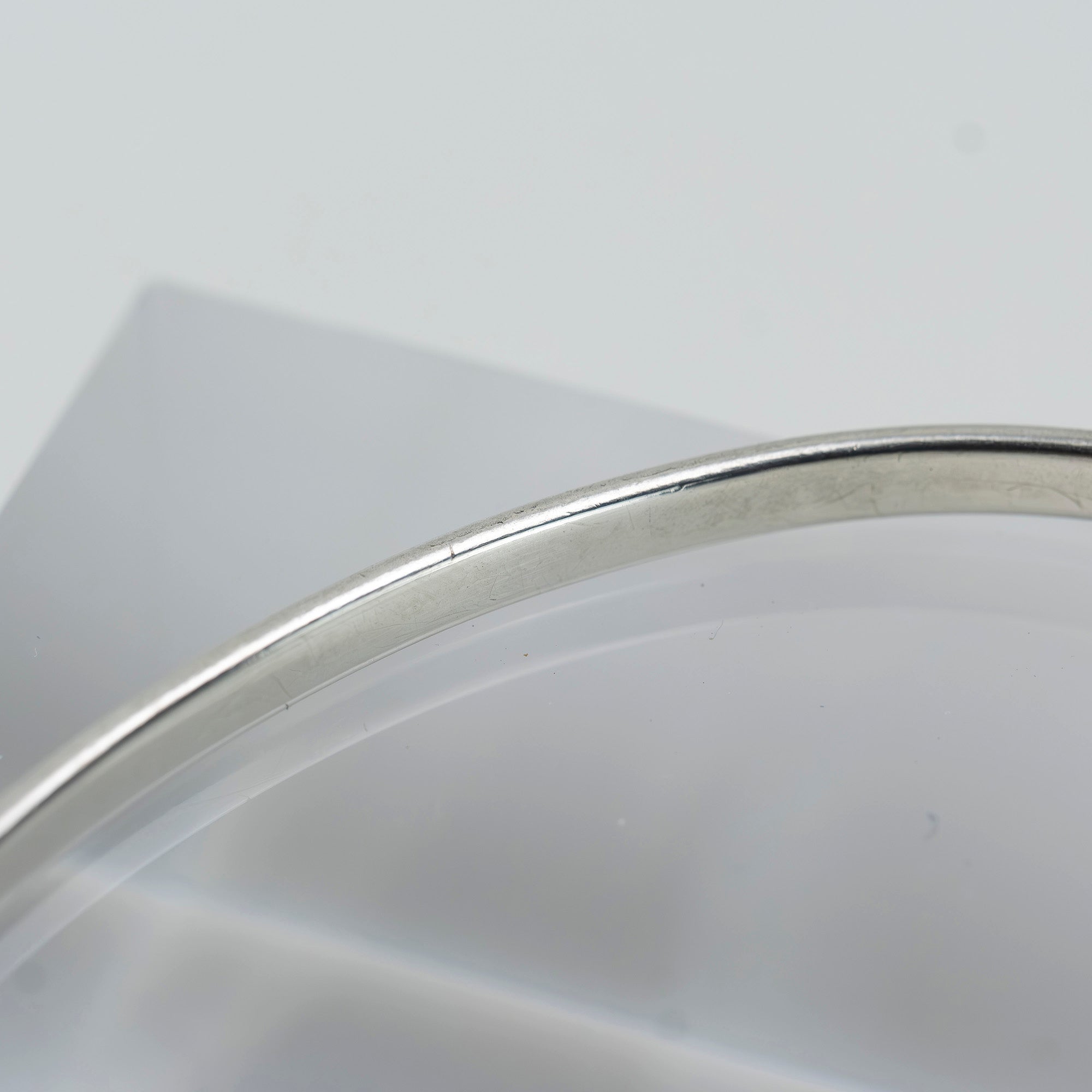 Tiffany &amp; Co. Flat Wire Love Knot Bangle Bracelet Women's Accessory 925 Silver K18 9.28g (2)