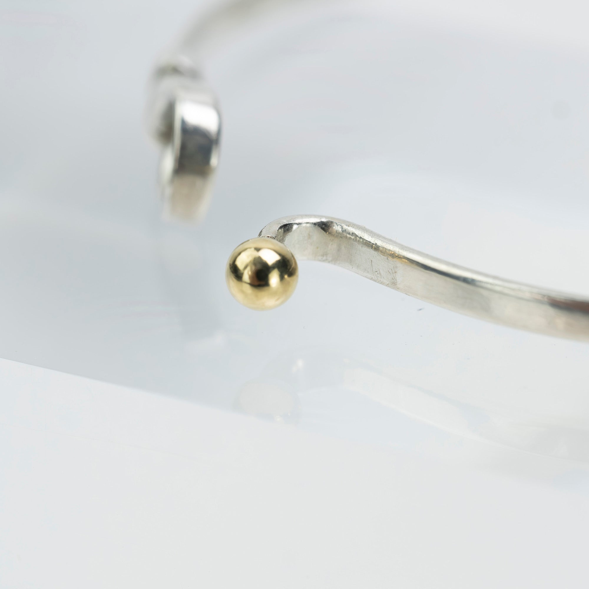 ティファニー TIFFANY＆Co. フラットワイヤー ラブノット バングル ブレスレット レディースアクセサリー  シルバー925 18KT TRIM  (3)