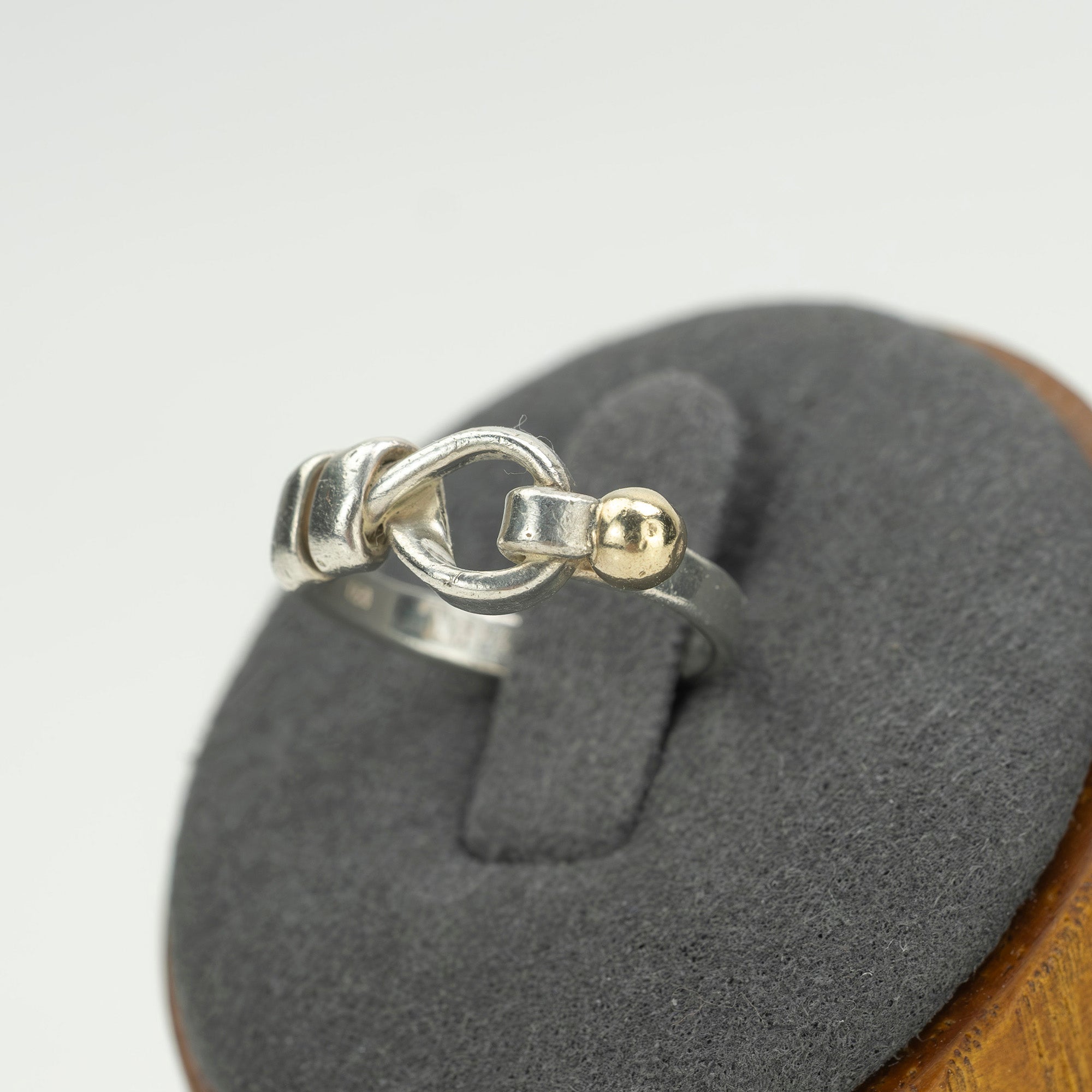 ティファニー TIFFANY＆Co. フラットワイヤー ラブノット リング 8号 レディースアクセサリー シルバー925 K18