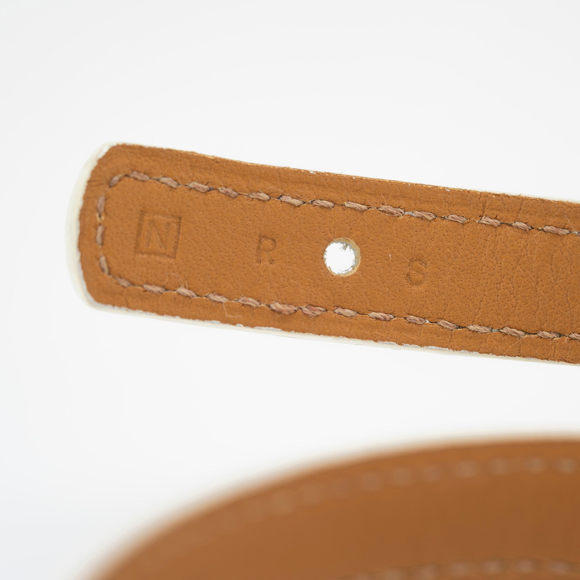 Hermès Serie Double Tour Looping Leather Bracelet in White and Silver, N Stamped, Excellent Condition, Boxed and with Tags