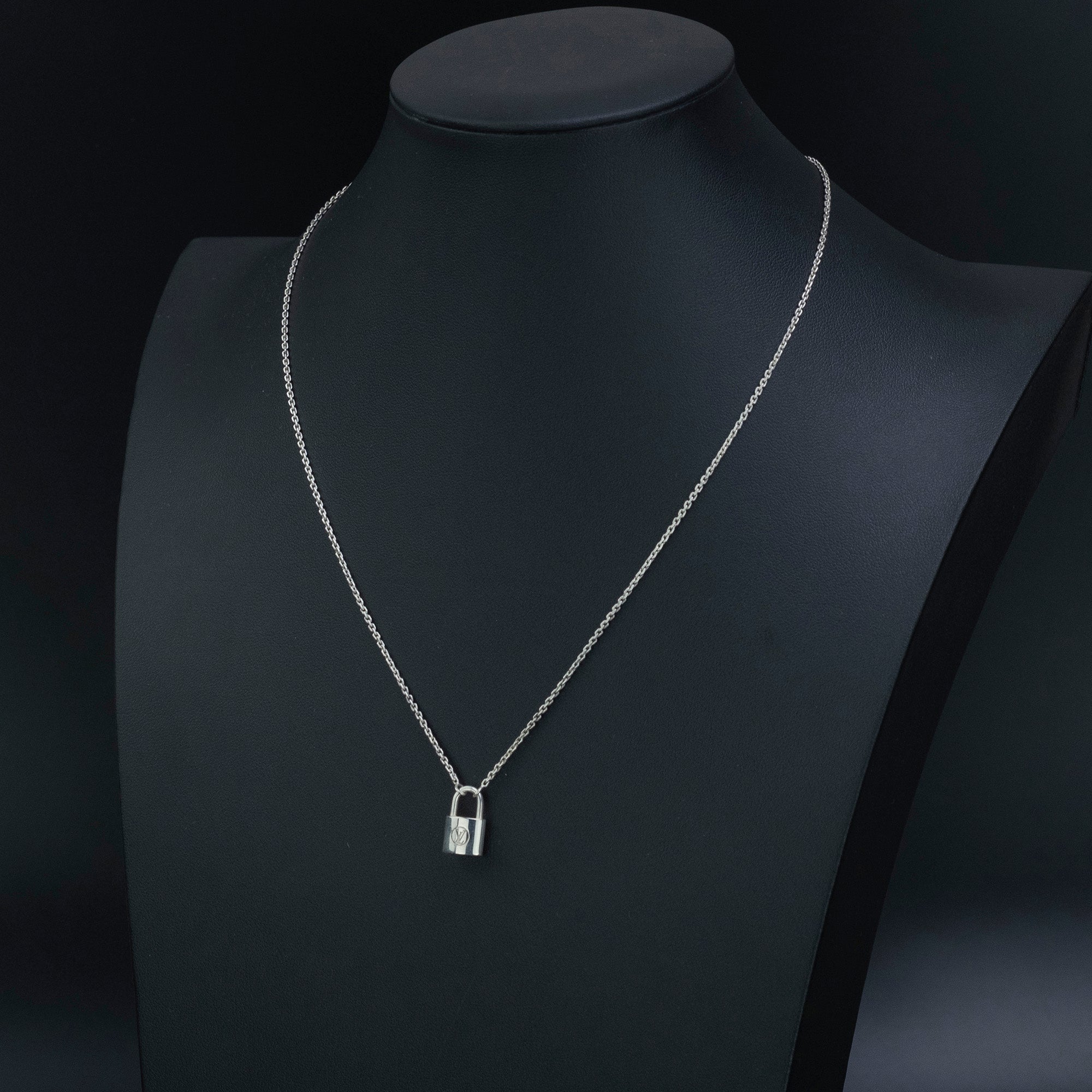 Louis Vuitton Lockit Necklace D22397, 925 Sterling Silver Padlock Pendant