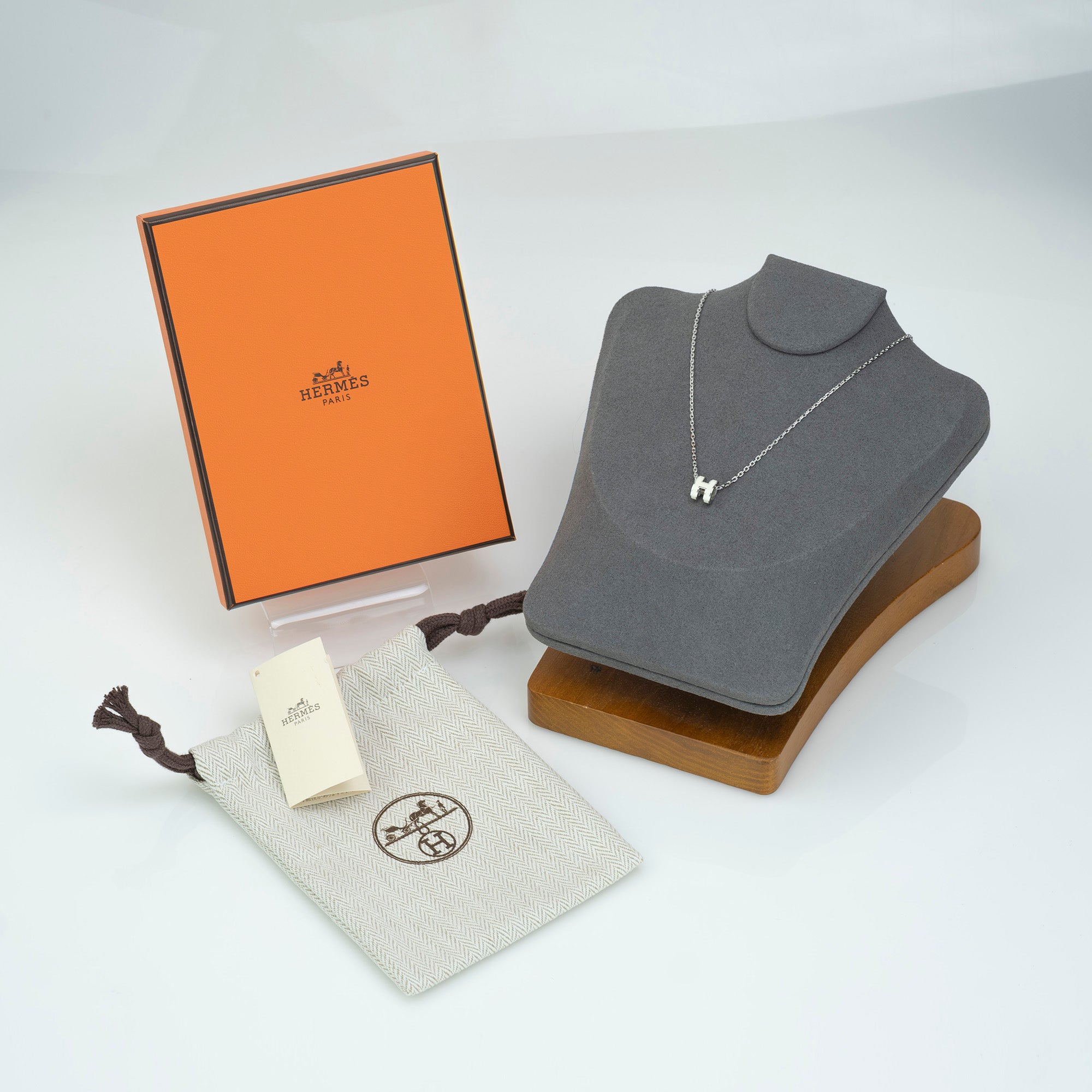 Hermès Pop Ash Mini Necklace in White and Silver Metal with H Logo, Box and Dust Bag Included