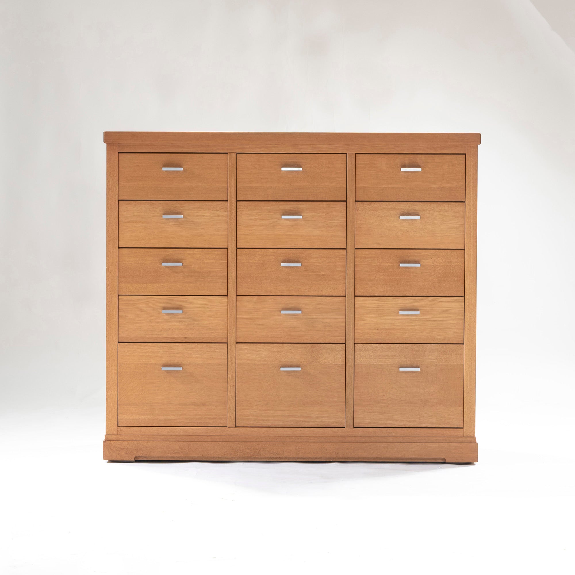 Fuchu Furniture Ville High Chest with 15 Drawers, Oak and Paulownia Wood, Japanese Modern Design, Made in Japan
