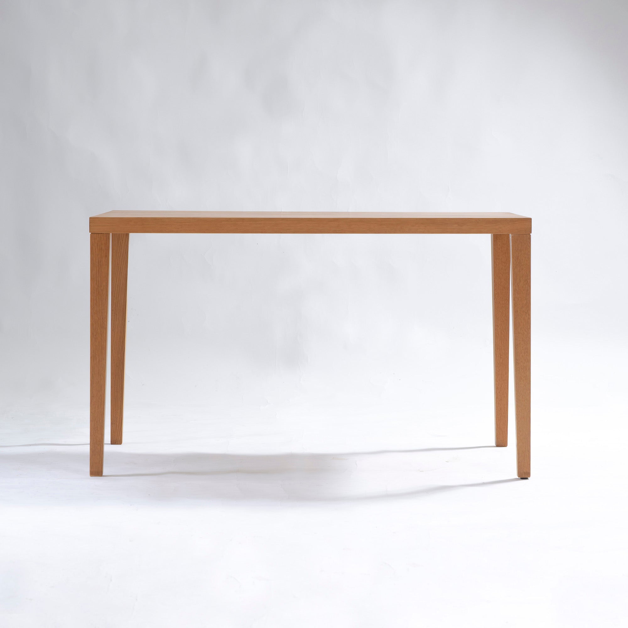 ACTUS FB Series Dining Table with Tapered Legs, 110cm Wide, Oak with Oil Finish, Scandinavian Modern, Natural Modern, Simple Design
