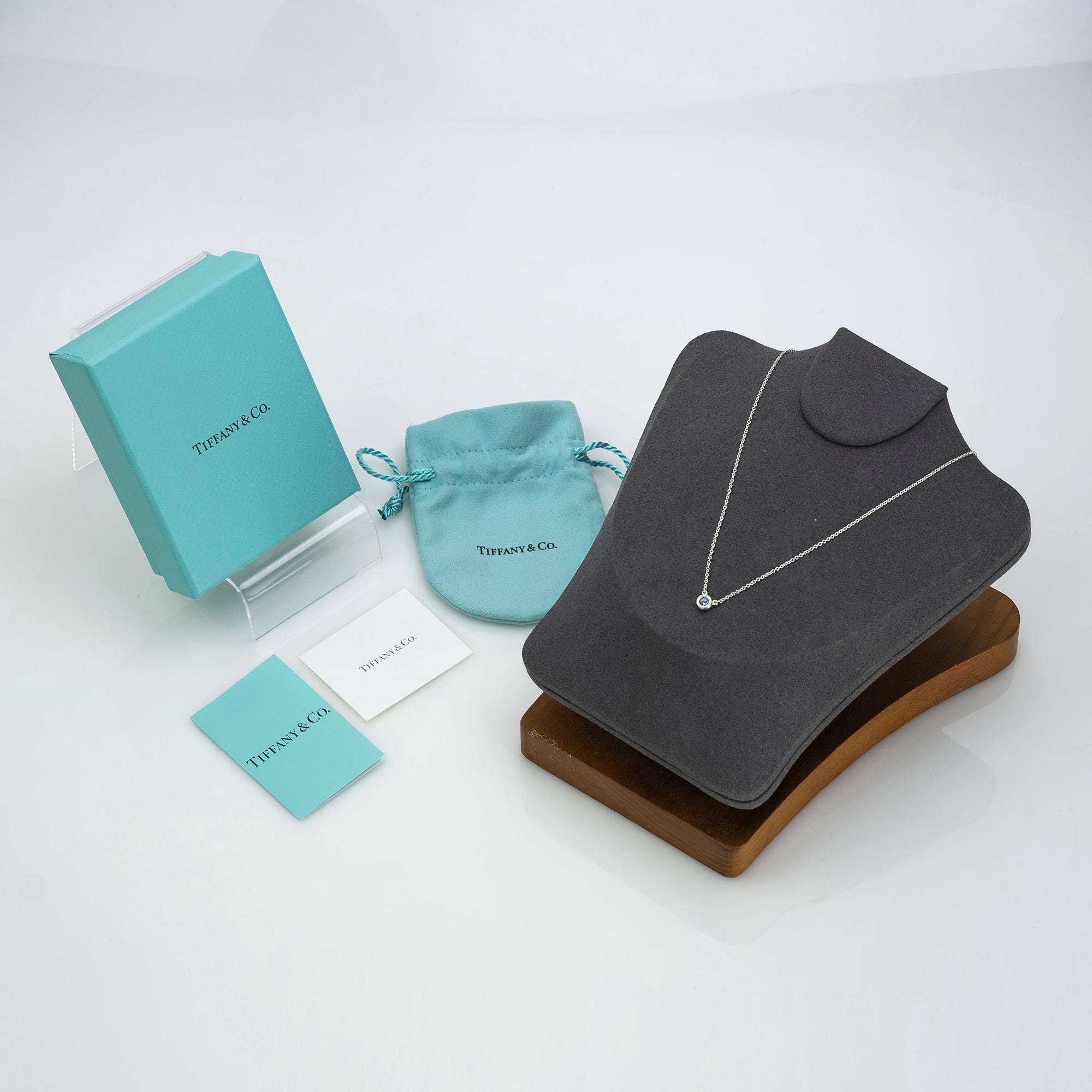 Tiffany &amp; Co. By the Yard Necklace with Aquamarine and Silver 925, Excellent Condition, Box and Dust Bag Included